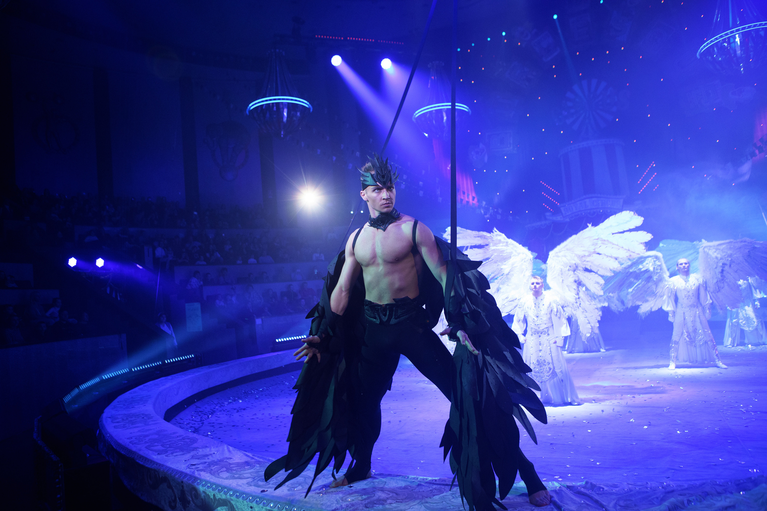 Грандиозный «БУРЛЕСК» Гии Эрадзе ВПЕРВЫЕ в Новосибирском цирке!. Фотомастерская Воробьевых