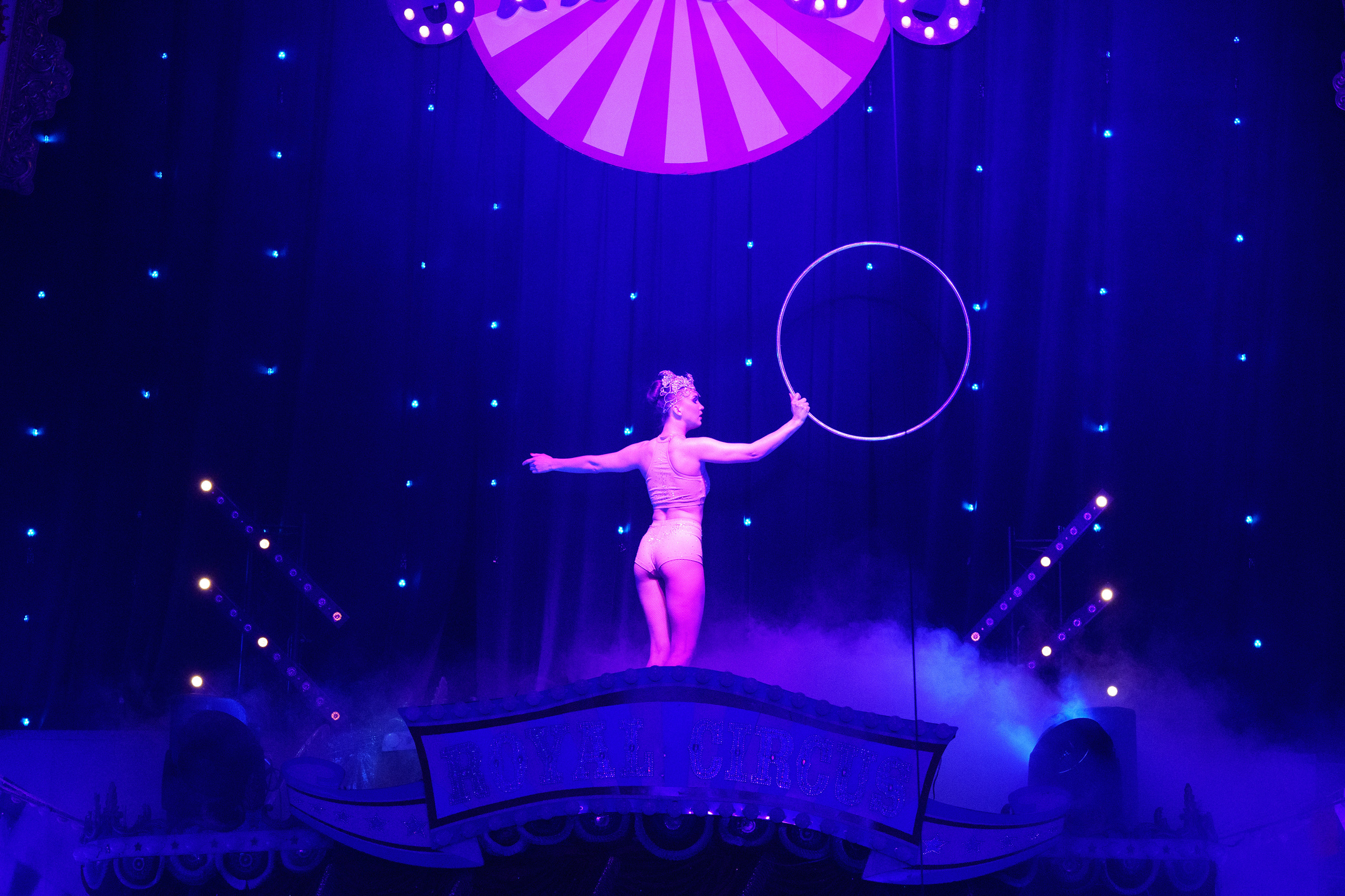 Грандиозный «БУРЛЕСК» Гии Эрадзе ВПЕРВЫЕ в Новосибирском цирке!. Фотомастерская Воробьевых