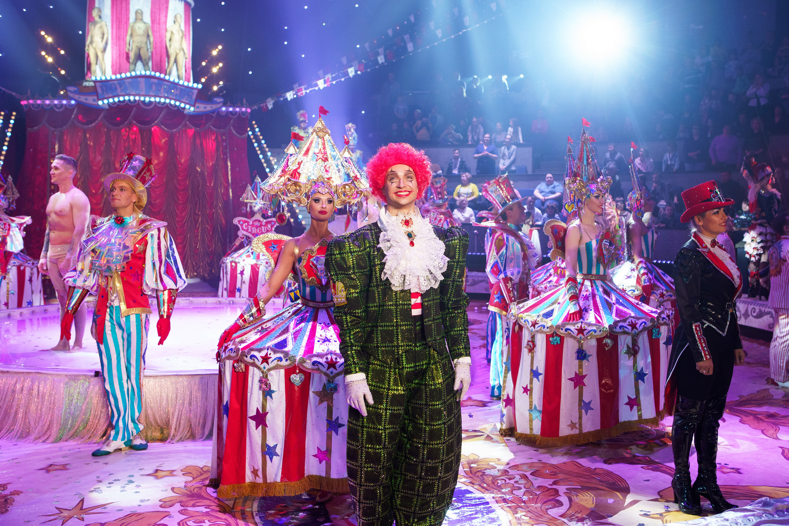 Грандиозный «БУРЛЕСК» Гии Эрадзе ВПЕРВЫЕ в Новосибирском цирке!. Фотомастерская Воробьевых