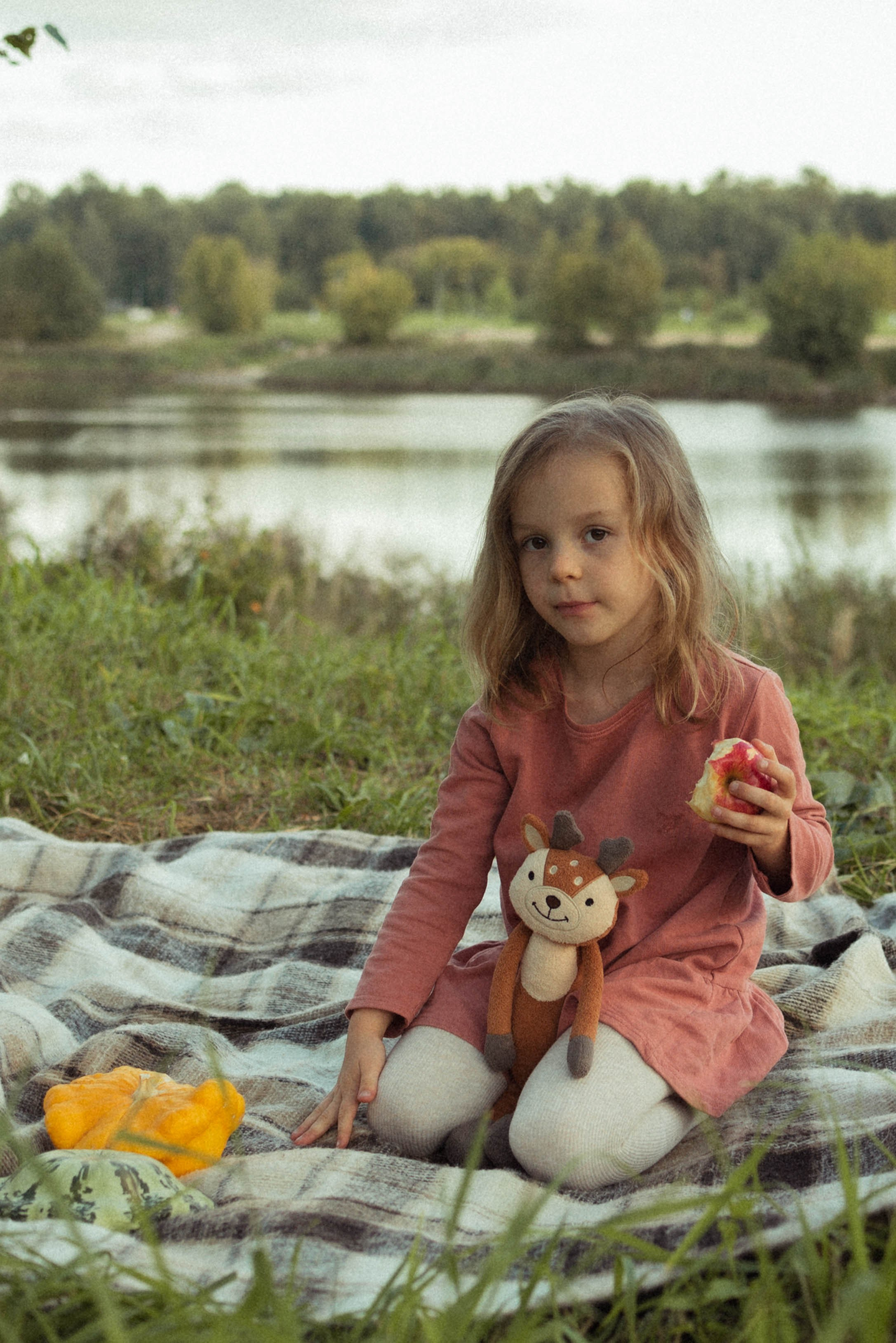 Семейная фотосессия на природе. Семейный фотограф в Железнодорожном Масаева Елена