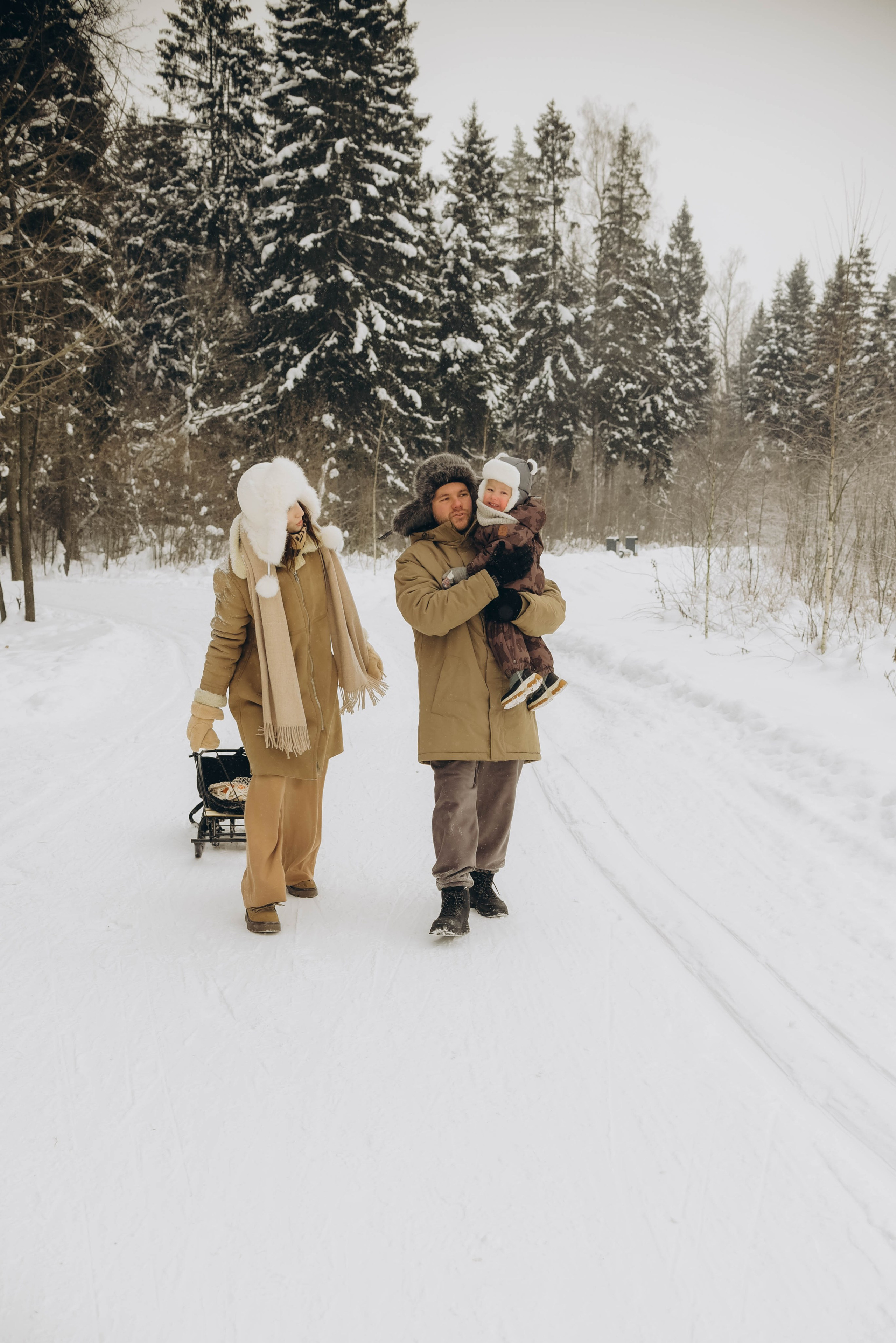 Семейная фотопрогулка. Семейный фотограф в Железнодорожном Масаева Елена
