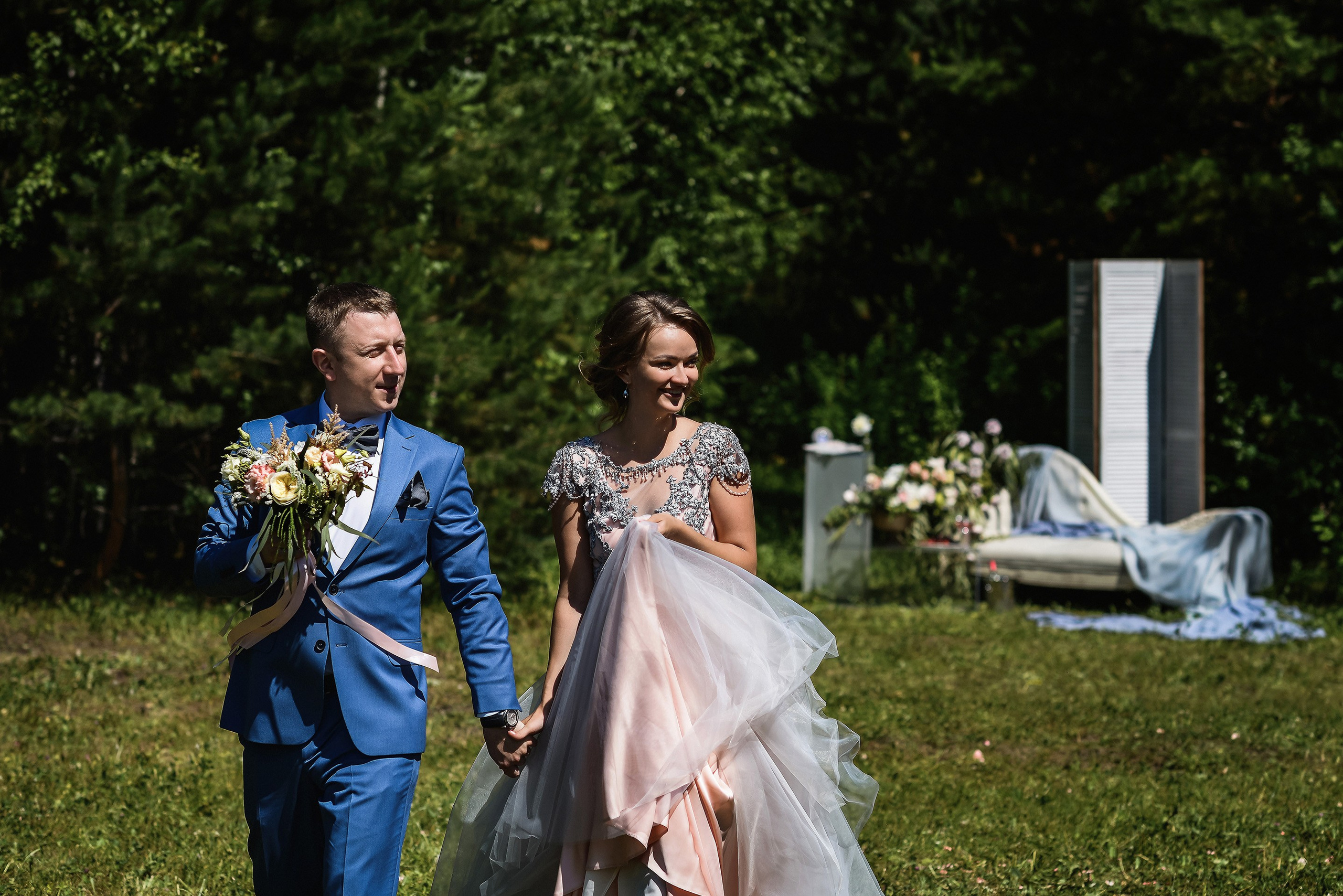 💐 Радик и Яна — душевная загородная свадьба в Villatic | Теплые фото под Красноярском. 📸 Свадебный и семейный фотограф в Красноярске Тихомиров Евгений | 17 лет опыта | 800+ свадеб