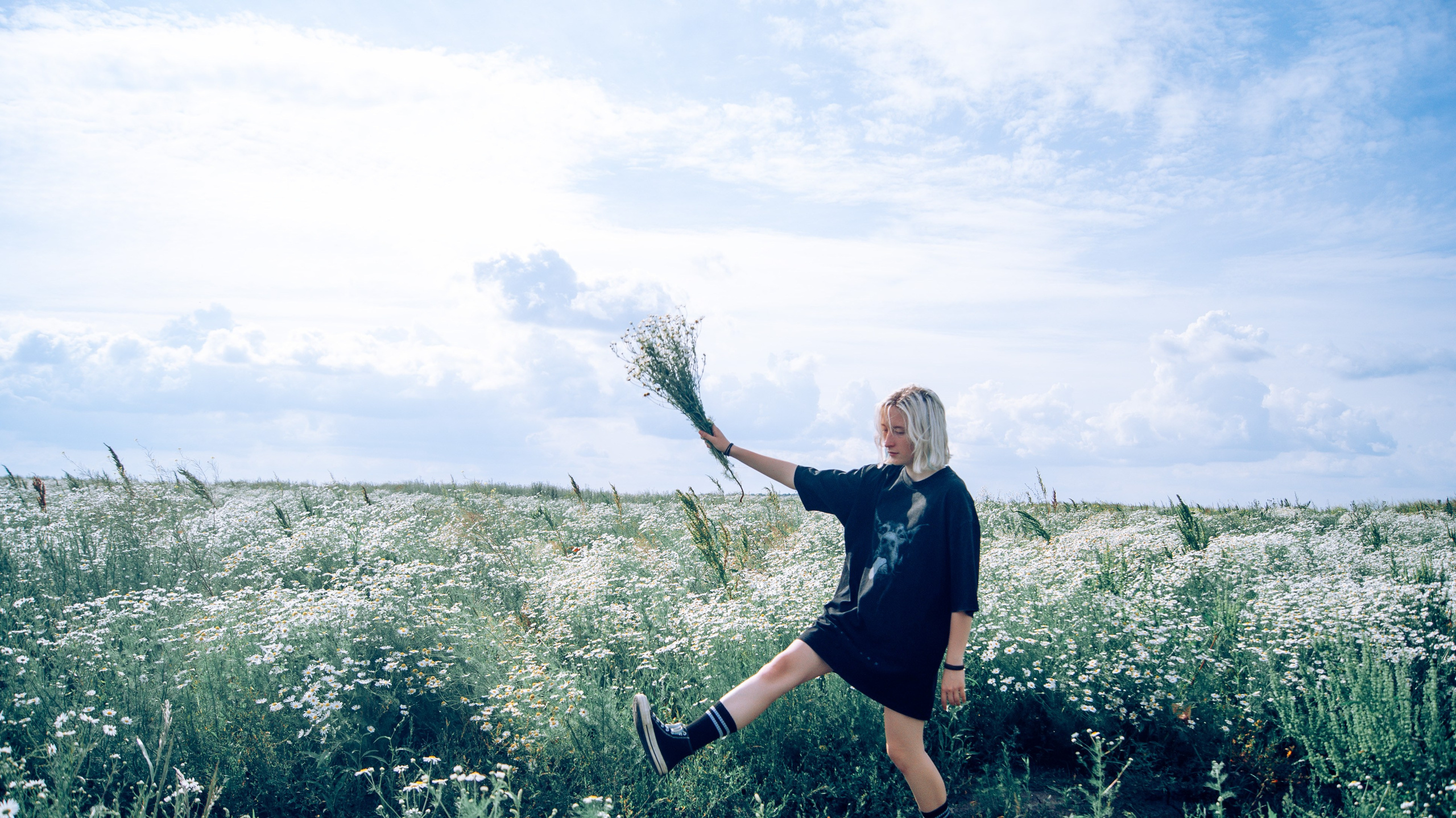 Индивидуальная фотосессия в ромашковом поле. Семейный фотограф в Миассе Ольга Широковская