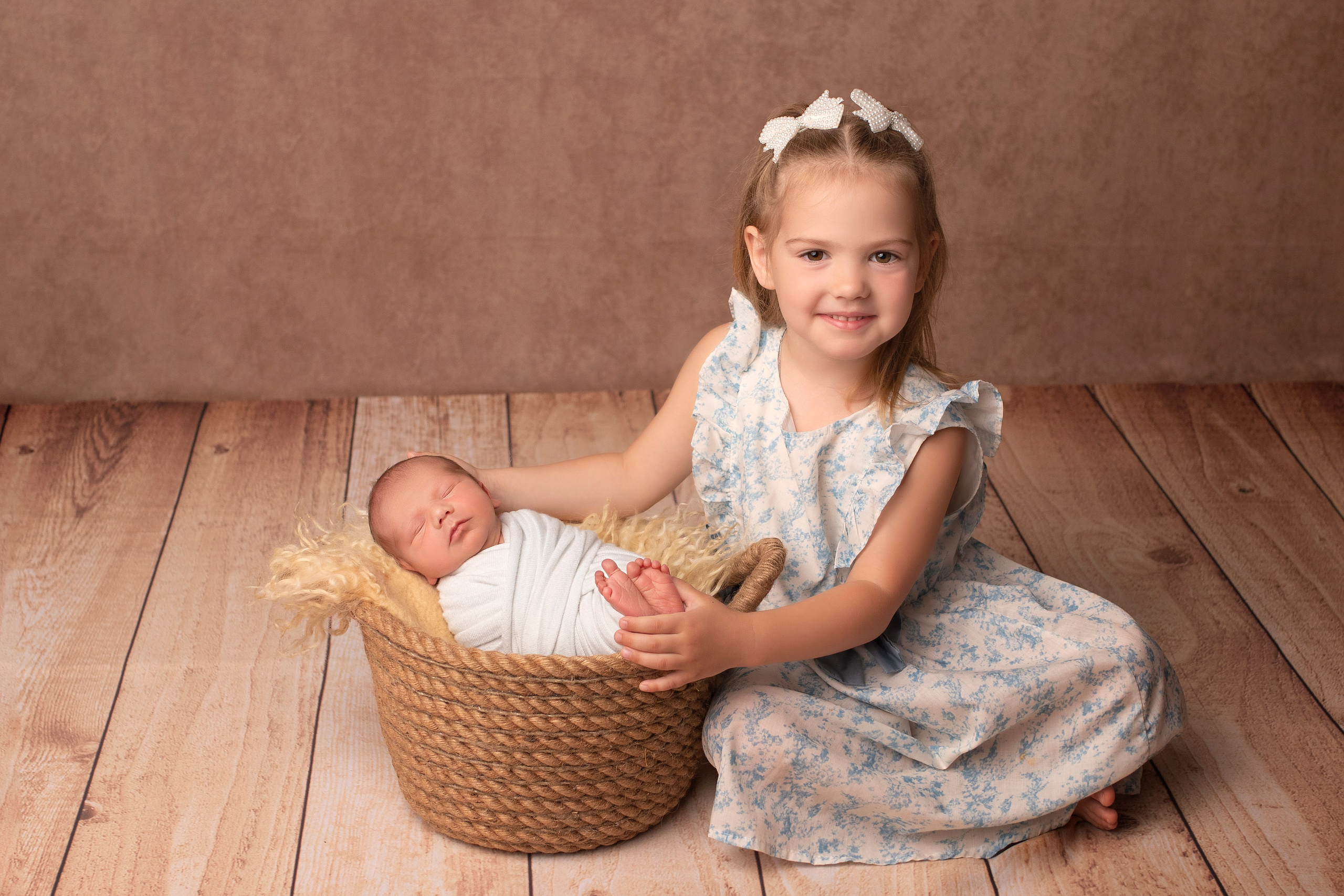 Красивые фотографии малышей у Вас дома. Фотограф новорождённых в Санкт-Петербурге Лилия Яковлева