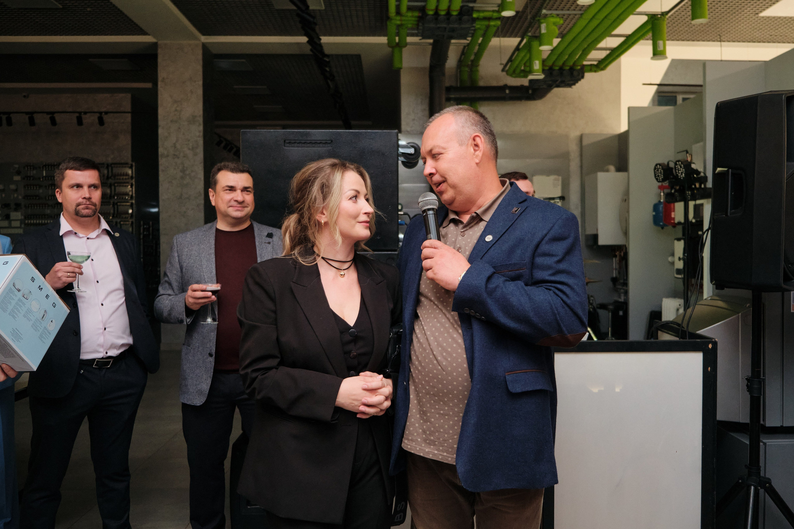 Открытие салона 100 градусов. Антон Ив