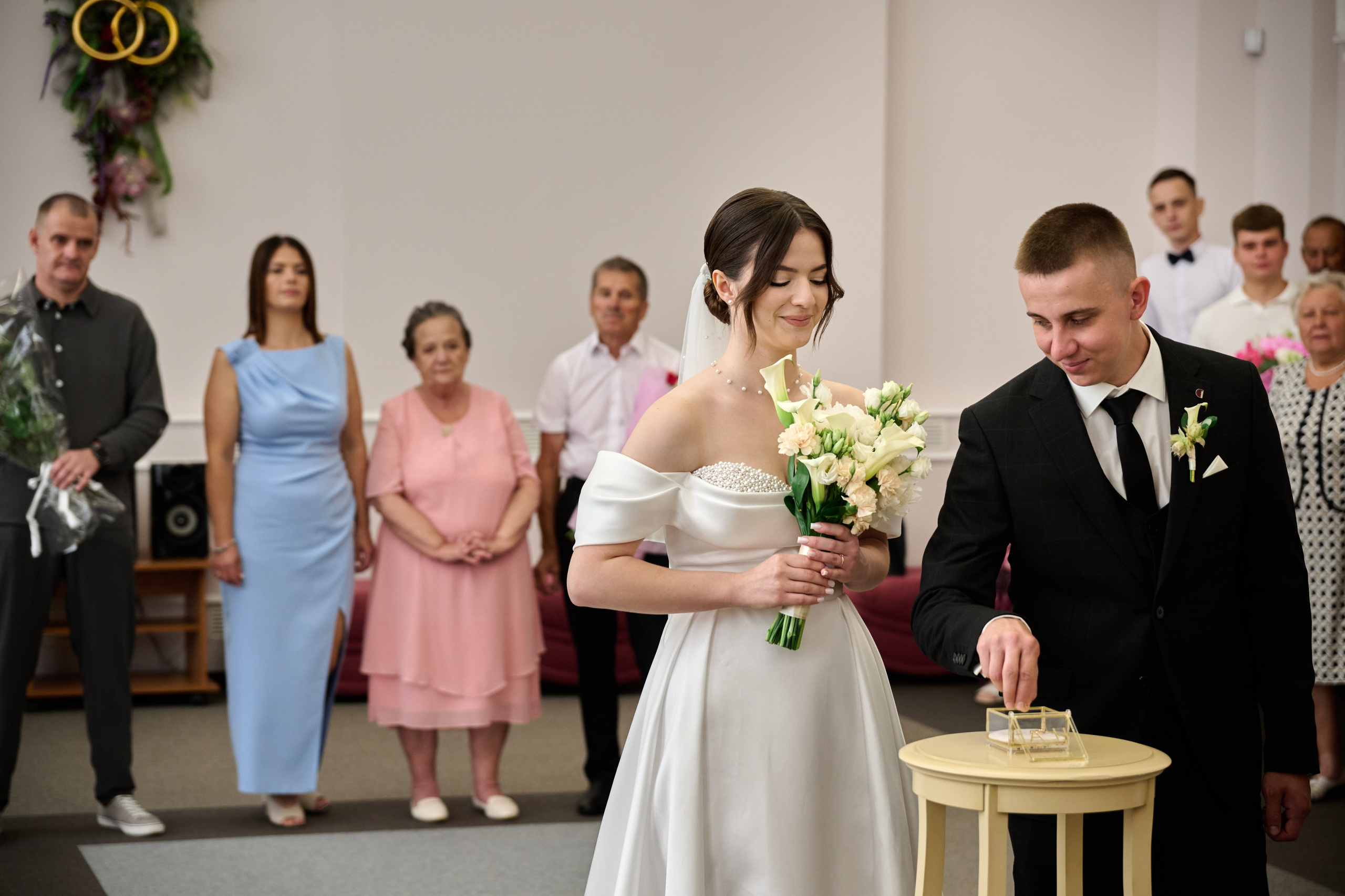 Свадебная фотосессия Никиты и Ангелины в Старом Осколе. Профессиональный фотограф Старый Оскол, Губкин — свадьба, венчание, крещение, юбилей и день рождения