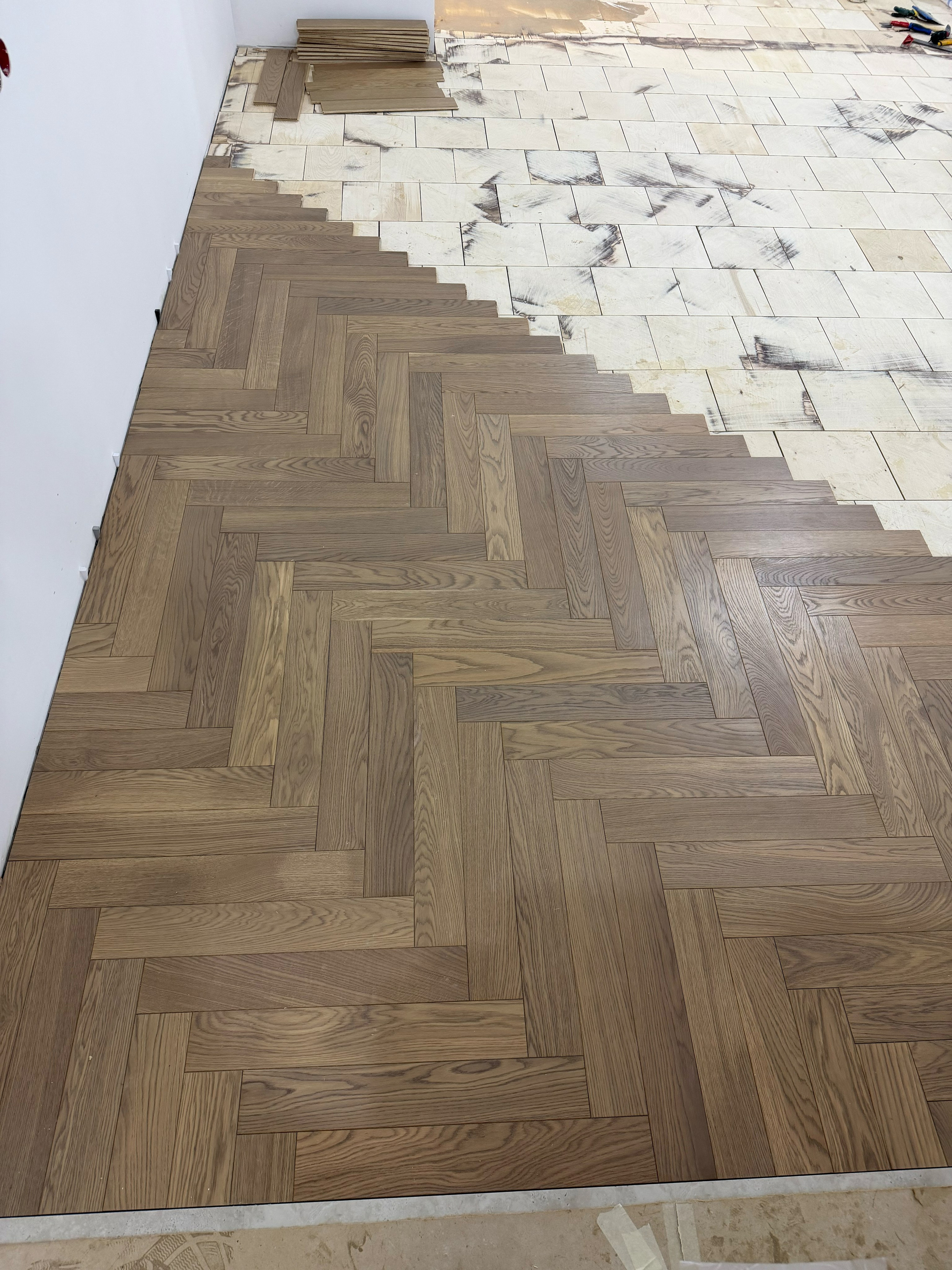 МОНТАЖ ПАРКЕТА И ИНЖЕНЕРНОЙ ДОСКИ. KlyavinshGroup