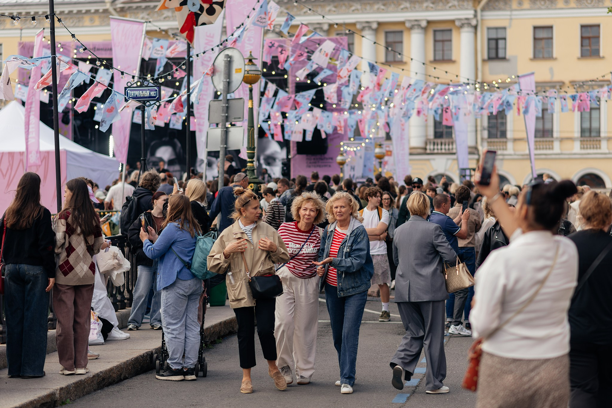 Ленмосты. Август 26. Репортажный фотограф в Санкт-Петербурге Анастасия Клёпова