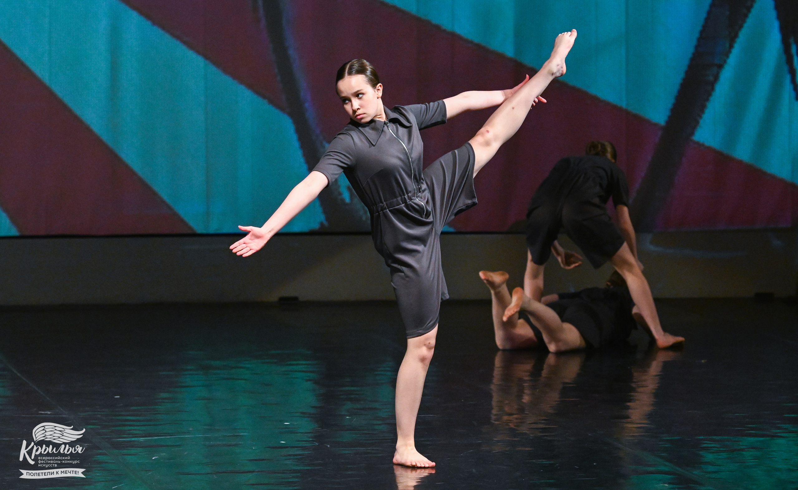 04.06.2025 Всероссийский фестиваль-конкурс искусств «Крылья» г. Санкт- Петербург. Медиастудия Фото Концепт