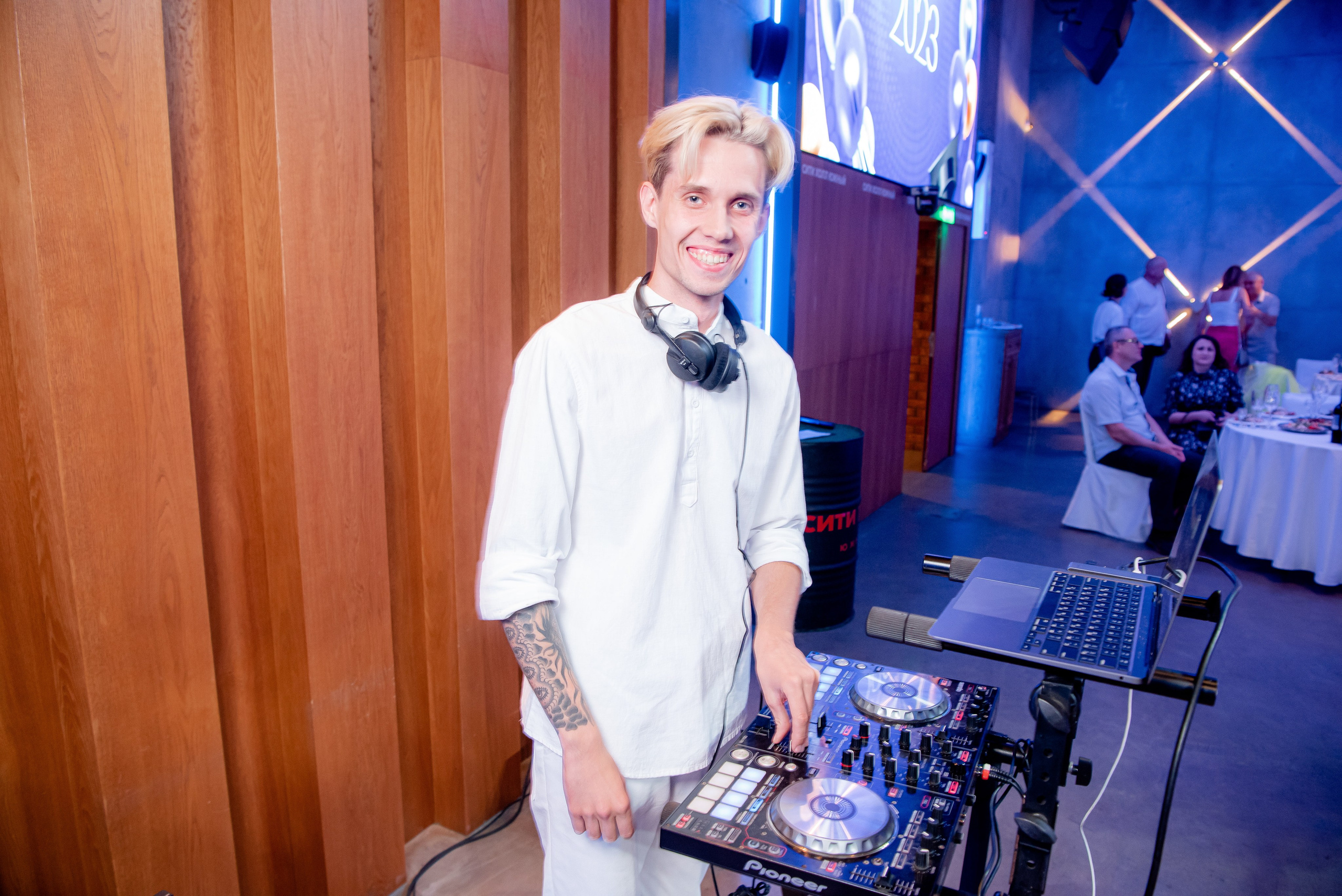 140 Школа. Вручение и Банкет. Сити Холл. Фотограф в Волгограде и Волжском Александр Горбань