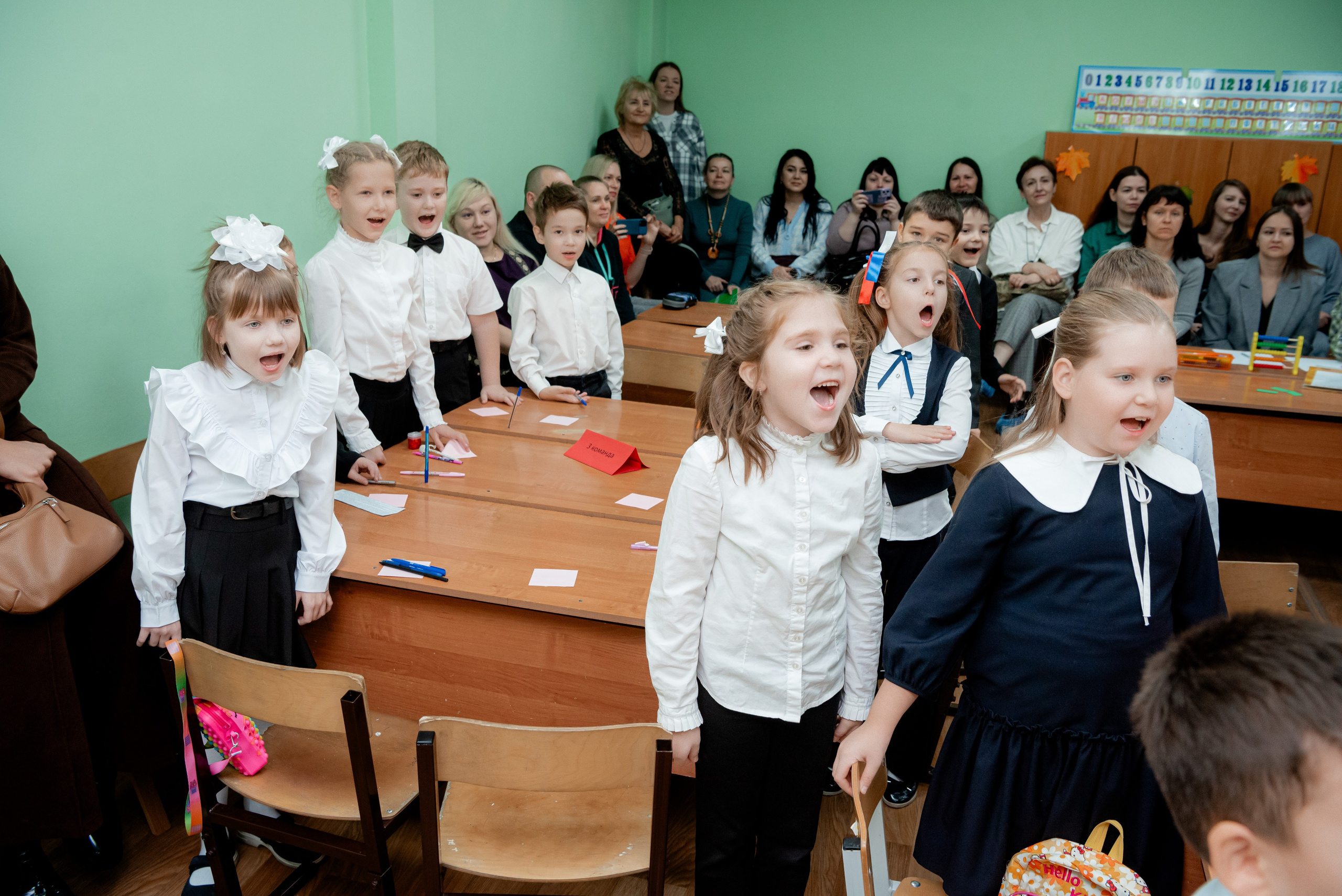 Открытый урок первоклашек в Школе. Фотограф в Волгограде и Волжском Александр Горбань
