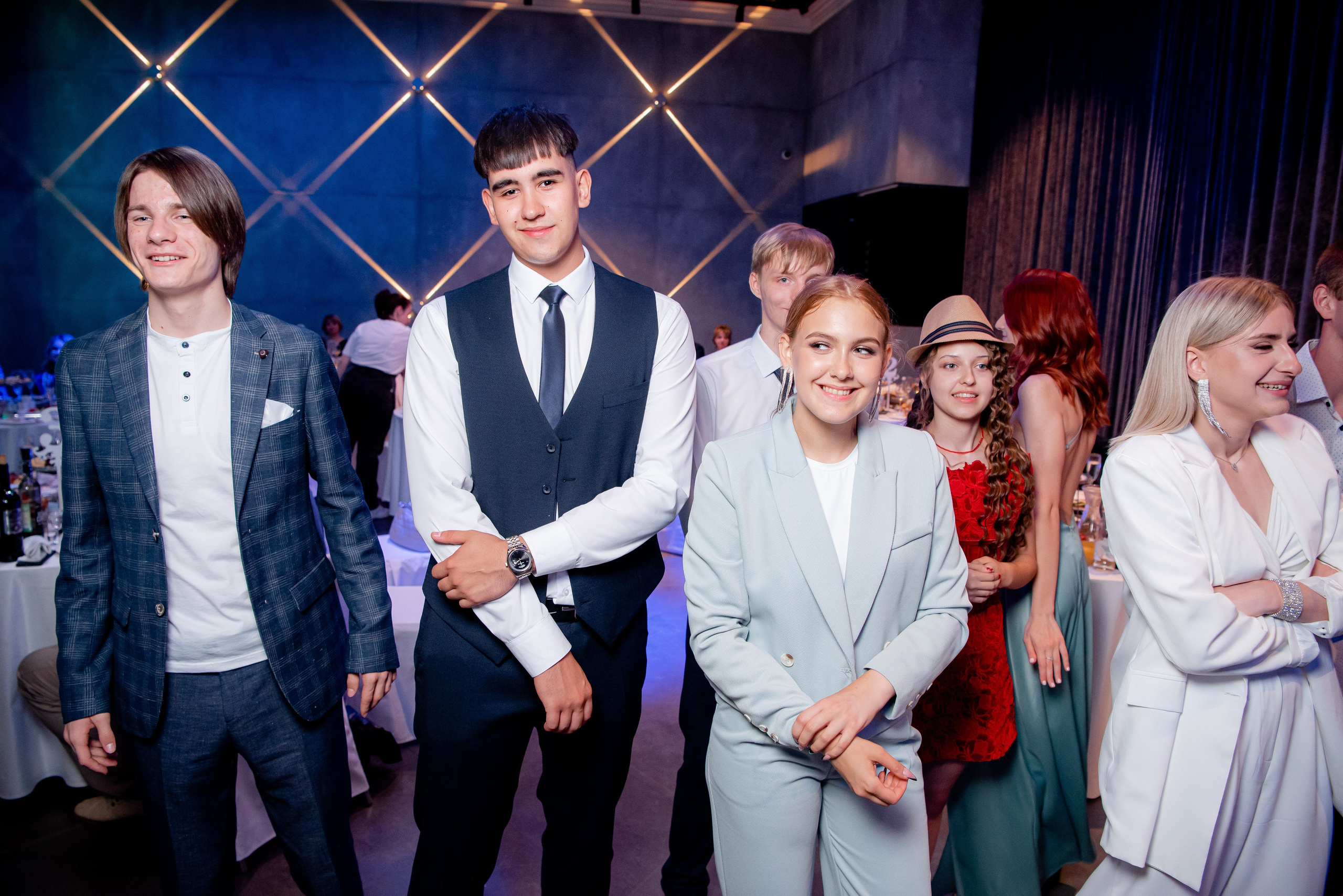 140 Школа. Вручение и Банкет. Сити Холл. Фотограф в Волгограде и Волжском Александр Горбань