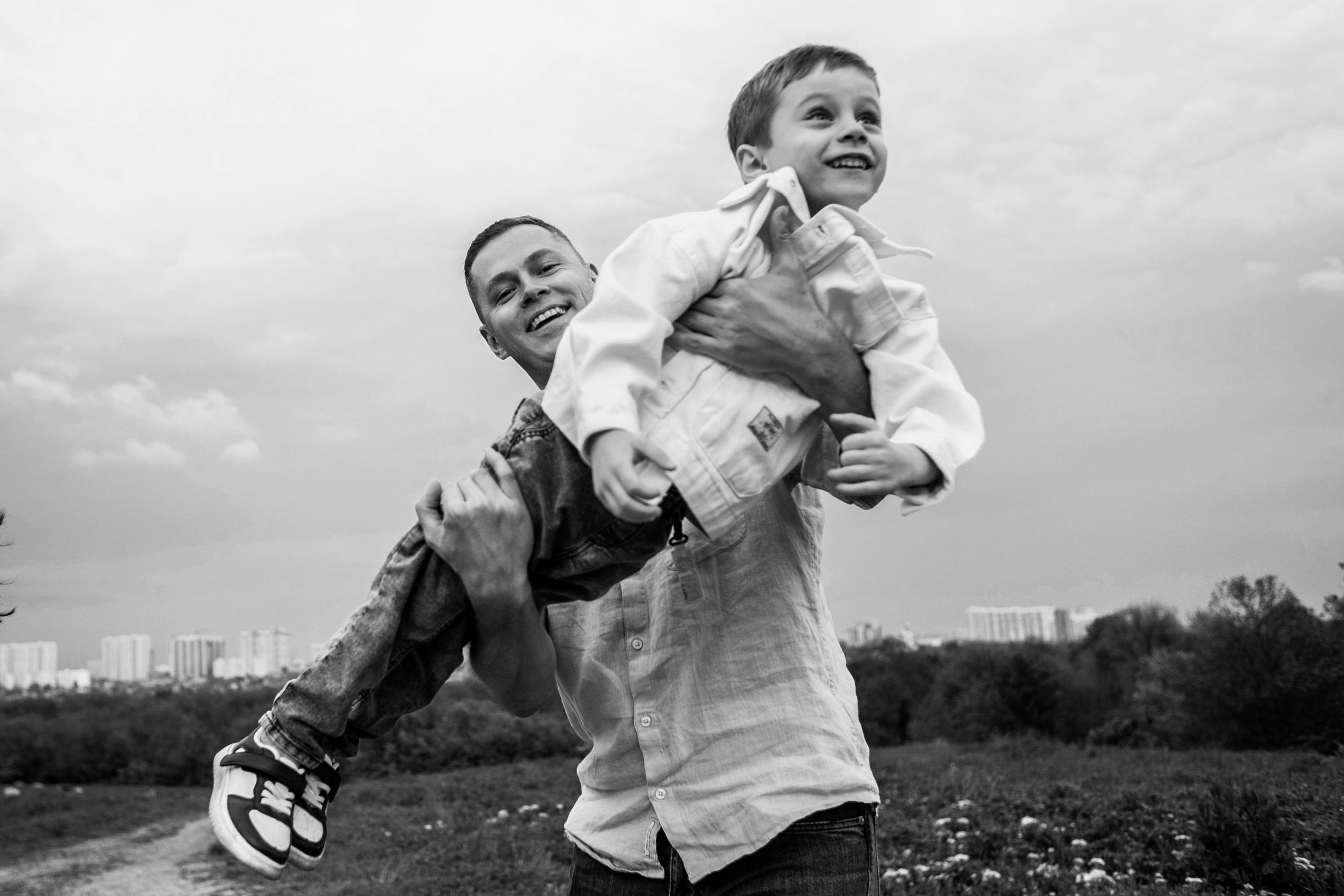 Когда цветет сирень. Семейный и детский фотограф в Ростове-на-Дону Мария Курутина