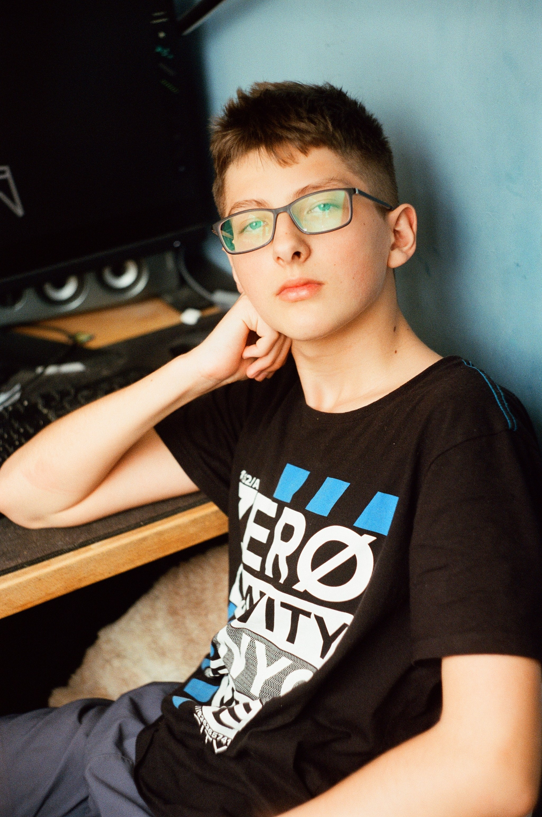 Аналоговая фотография. Снято на фотопленку. Творческие фотосессии в Москве