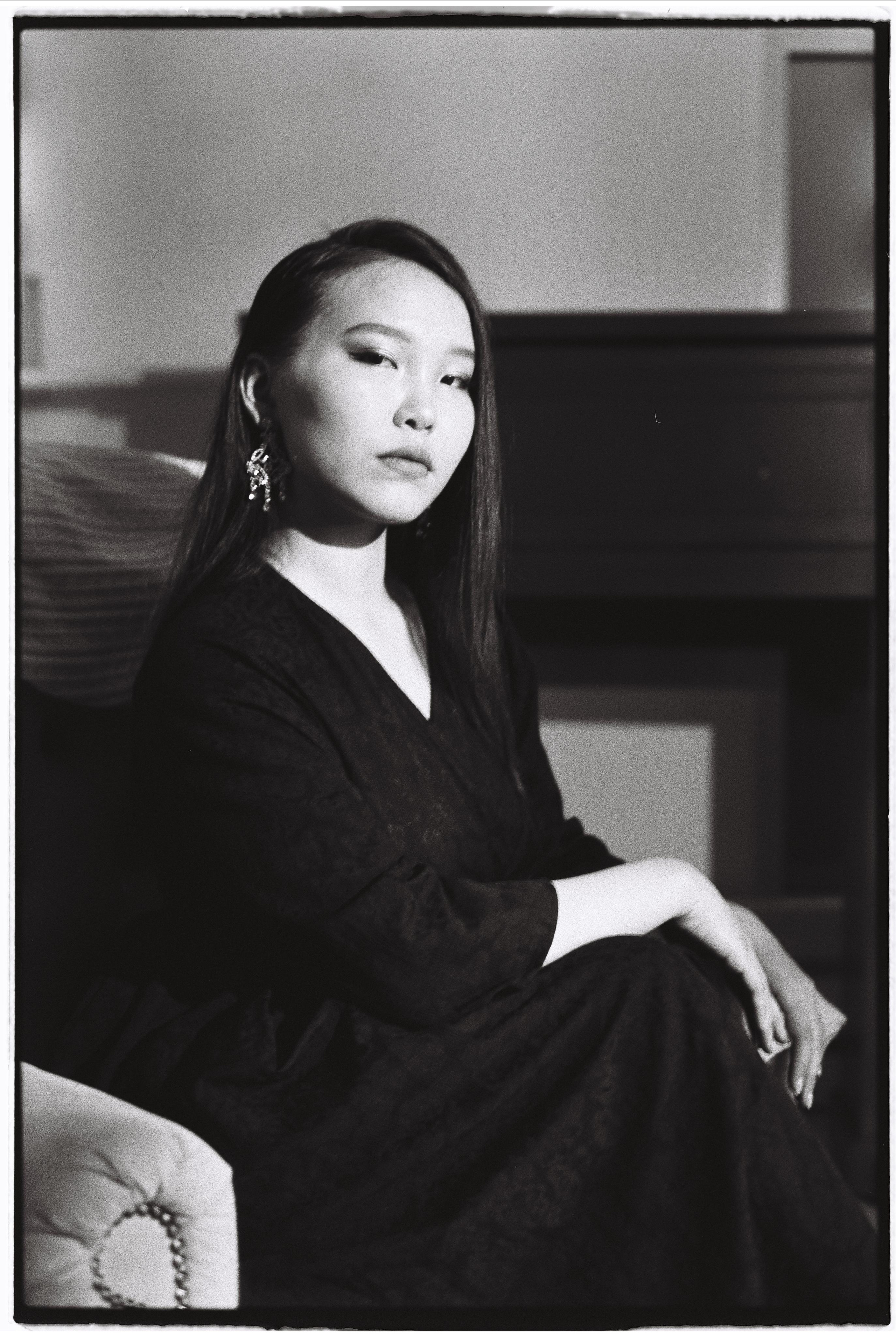 Александра (пленка 135 тип, Фомапан) / Aleksandra (film 135 Fomapan). Фотограф Айдын Седип в Кызыле