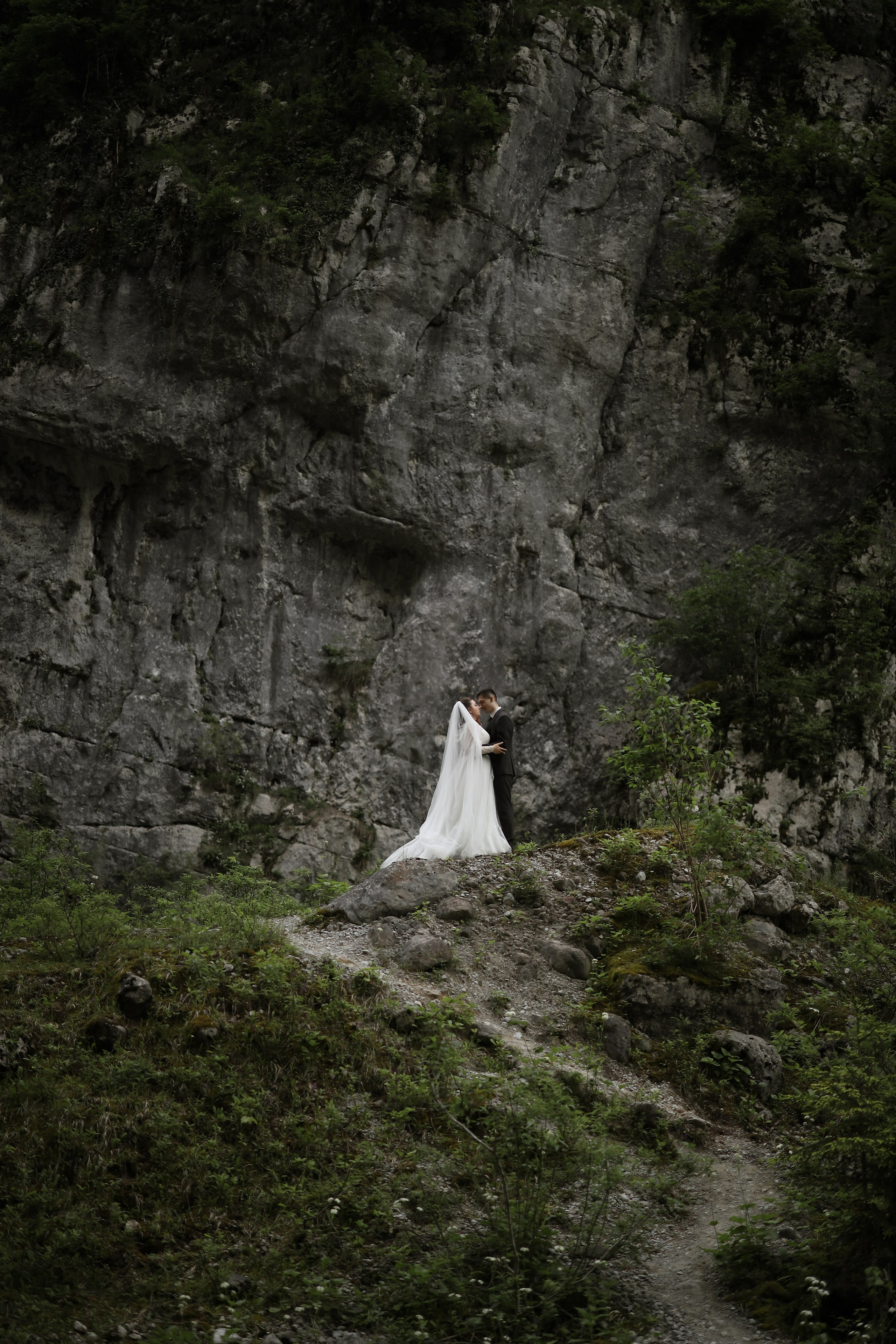 Свадебное Love story на озере Рица. Свадебный и семейный фотограф в Абхазии Жанна Соснина