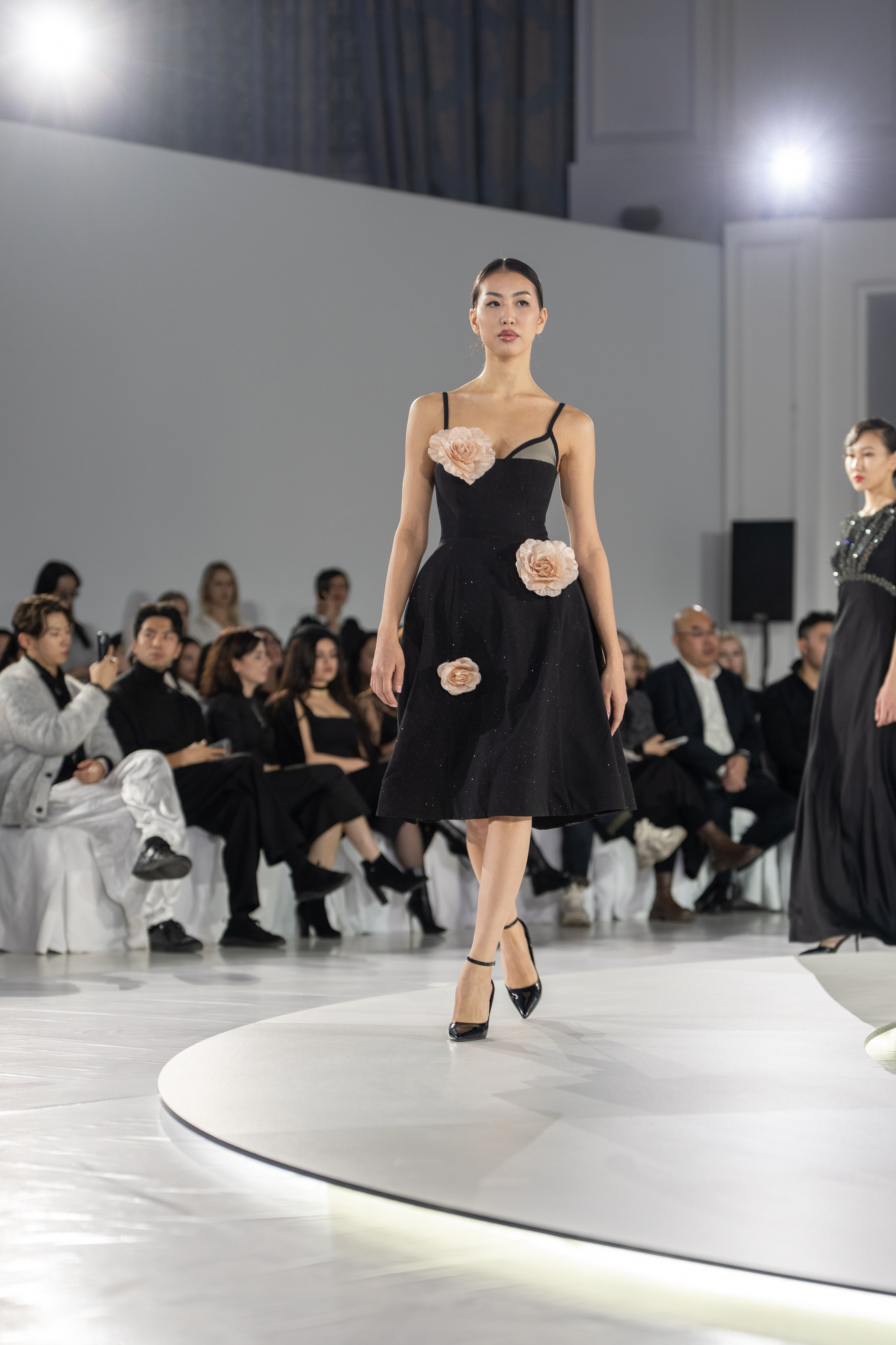 Naiyl Baikuchukov. Сайт Алматинского НЮ АРТ, будуар и фэшн фотографа Дениса Карпенко