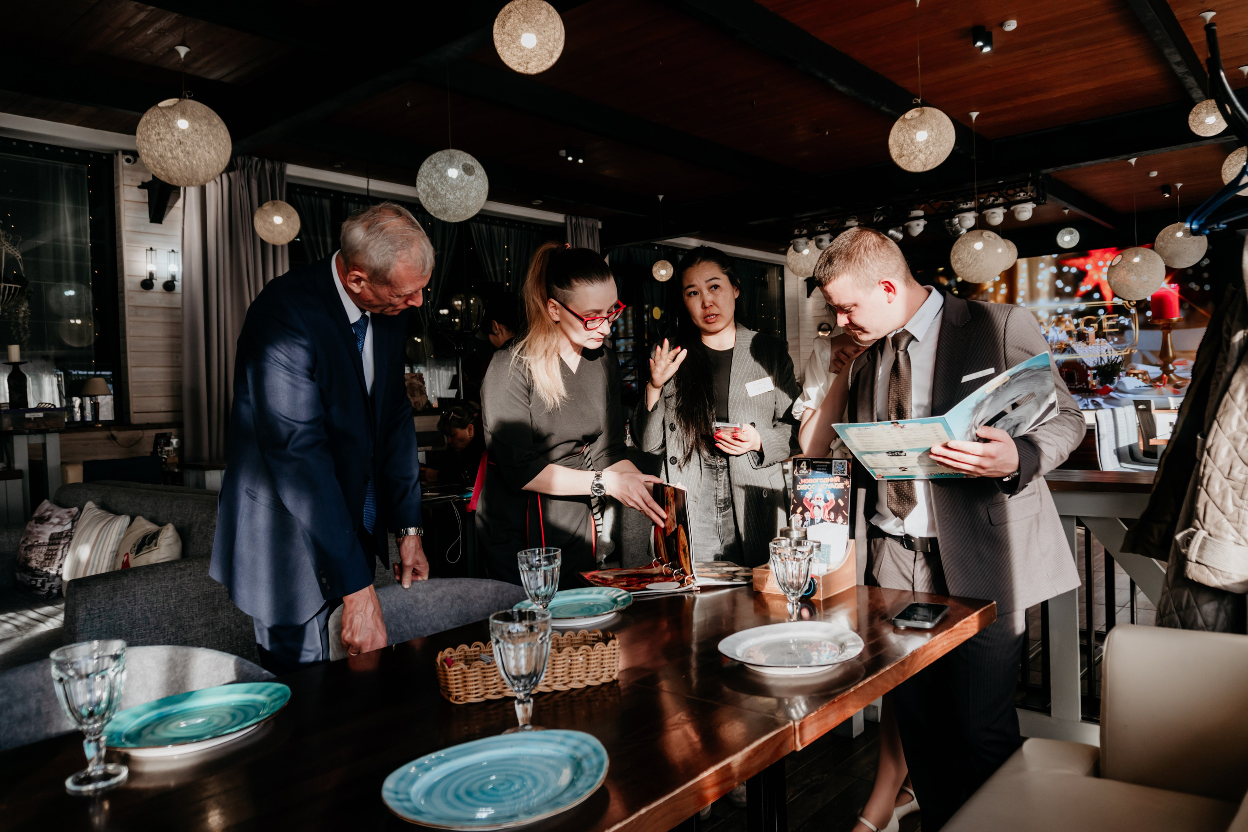 Свадебный банкет Артема и Дарьи. Ресторан «Вояж». Фотограф в Улан-Удэ. Свадебный фотограф в Улан-Удэ