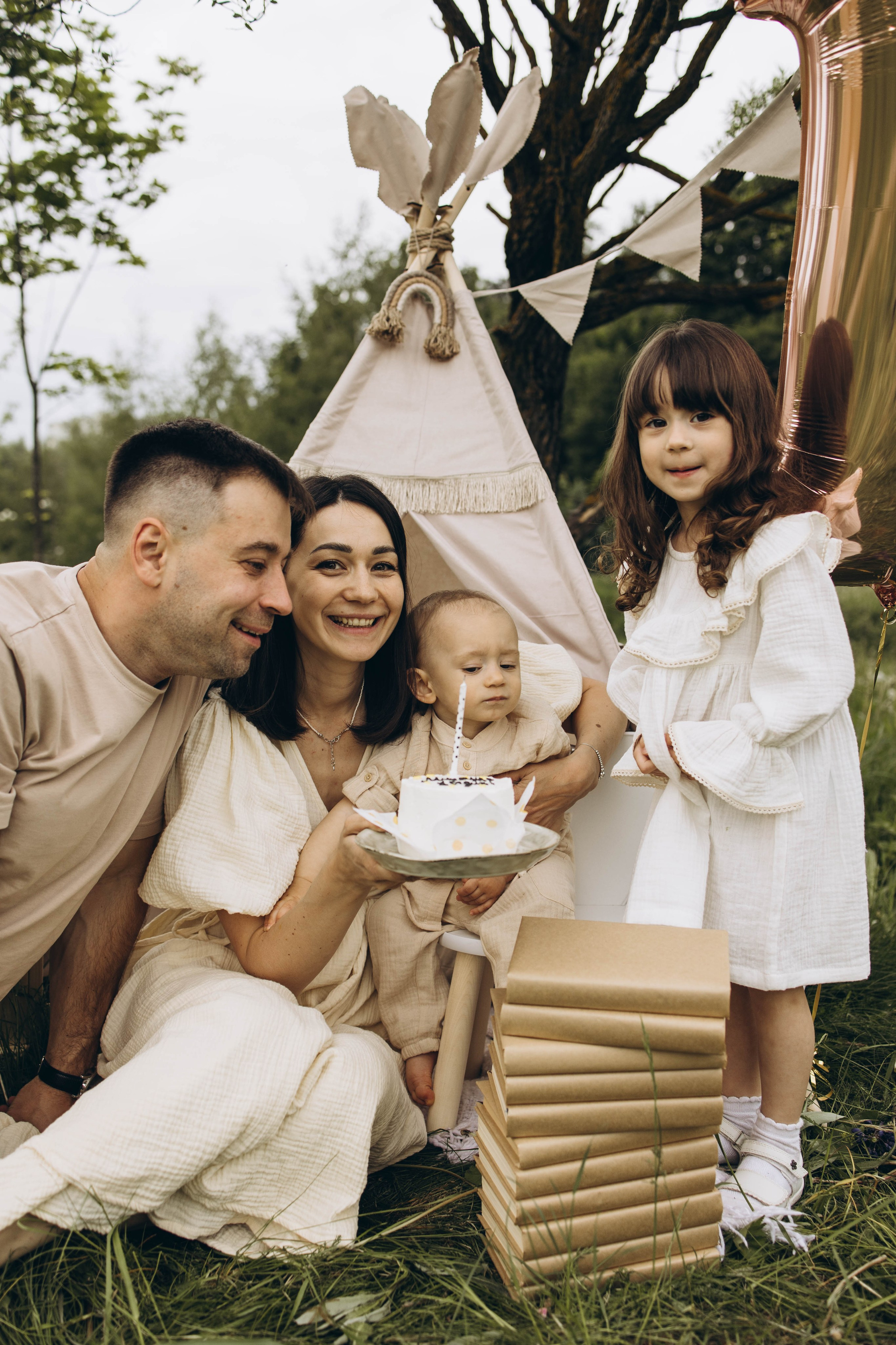 Маша, Женя, Ариана и Мирон. Семейный фотограф в Москве Виктория Ястребинская
