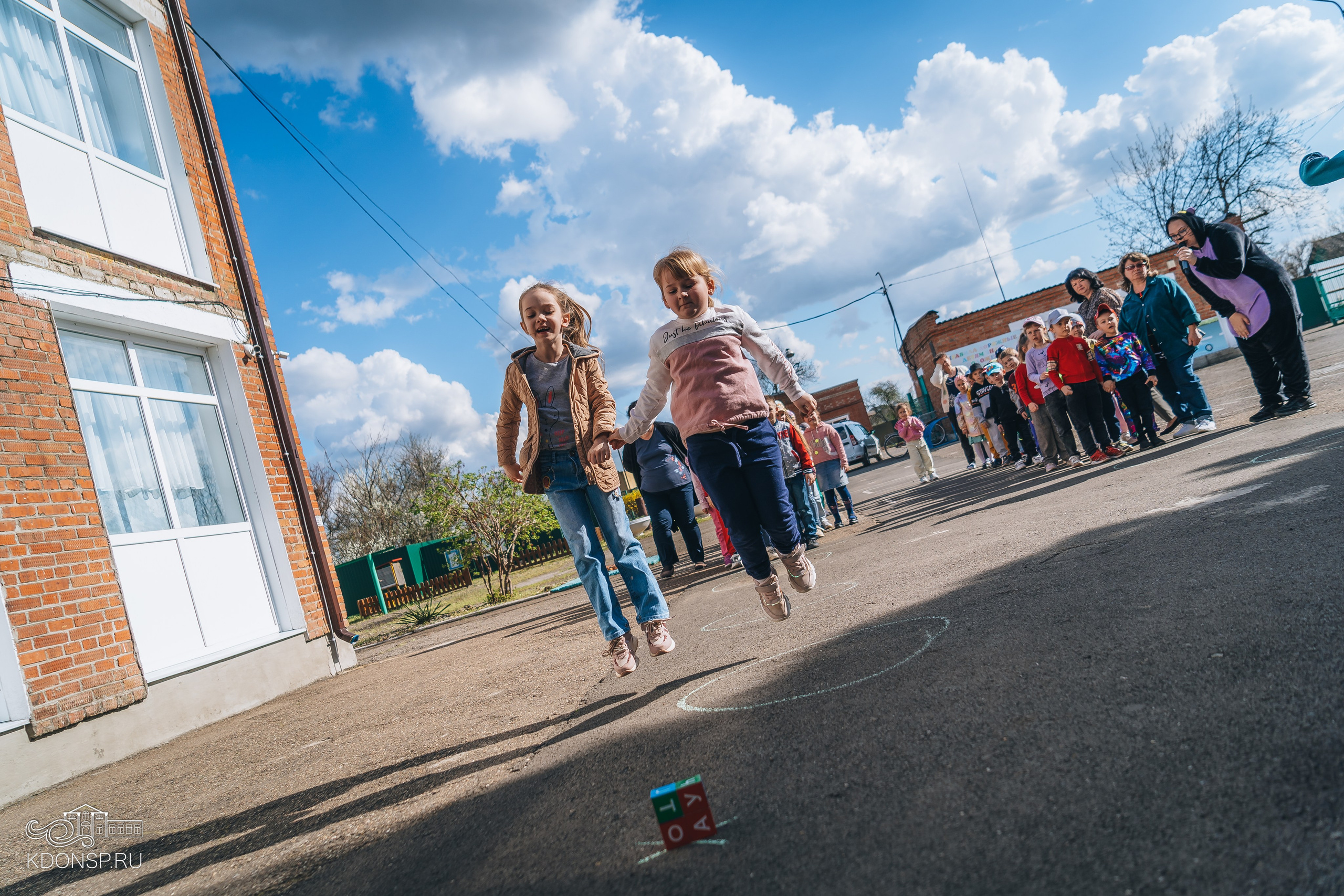 «У Лукоморья». Новотитаровский Дом культуры