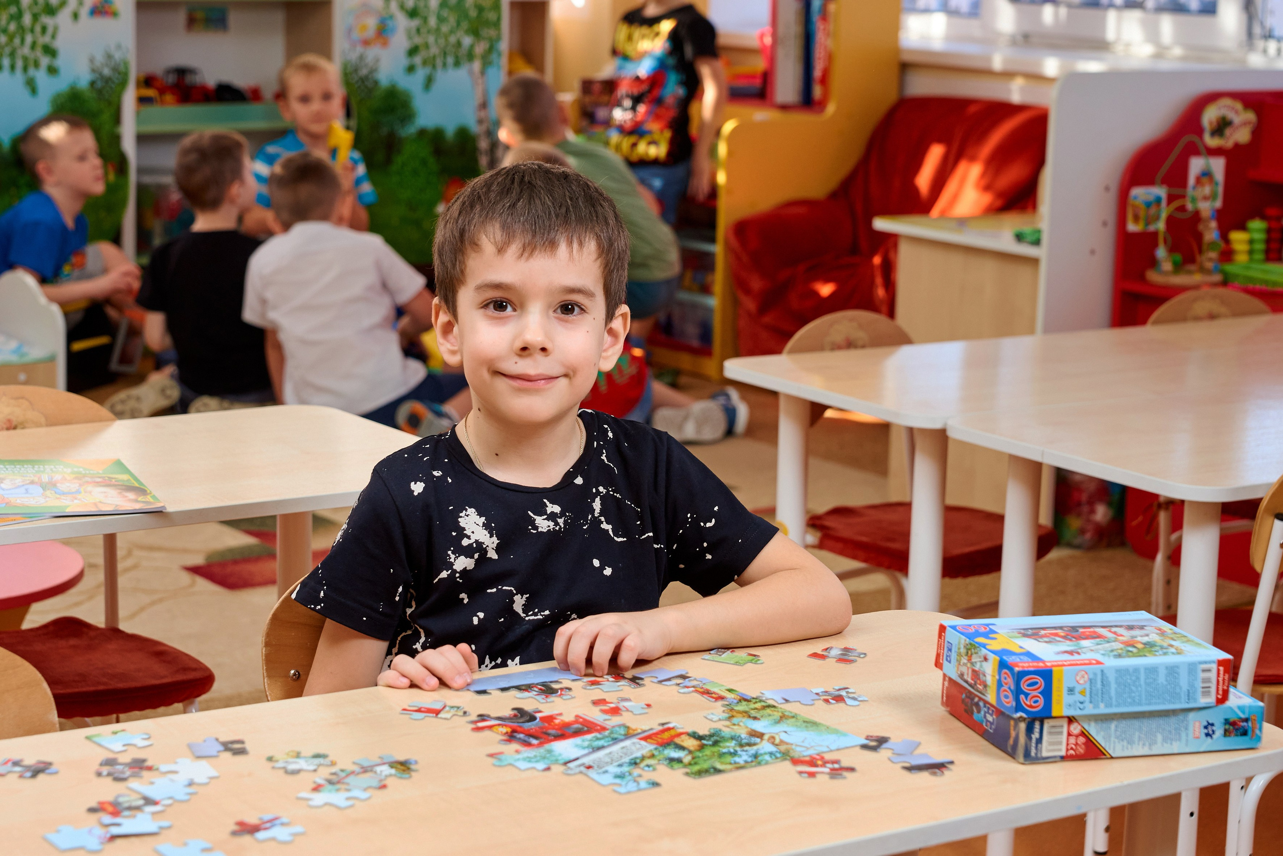 Игры и занятия в группе. Childrenfoto.ru