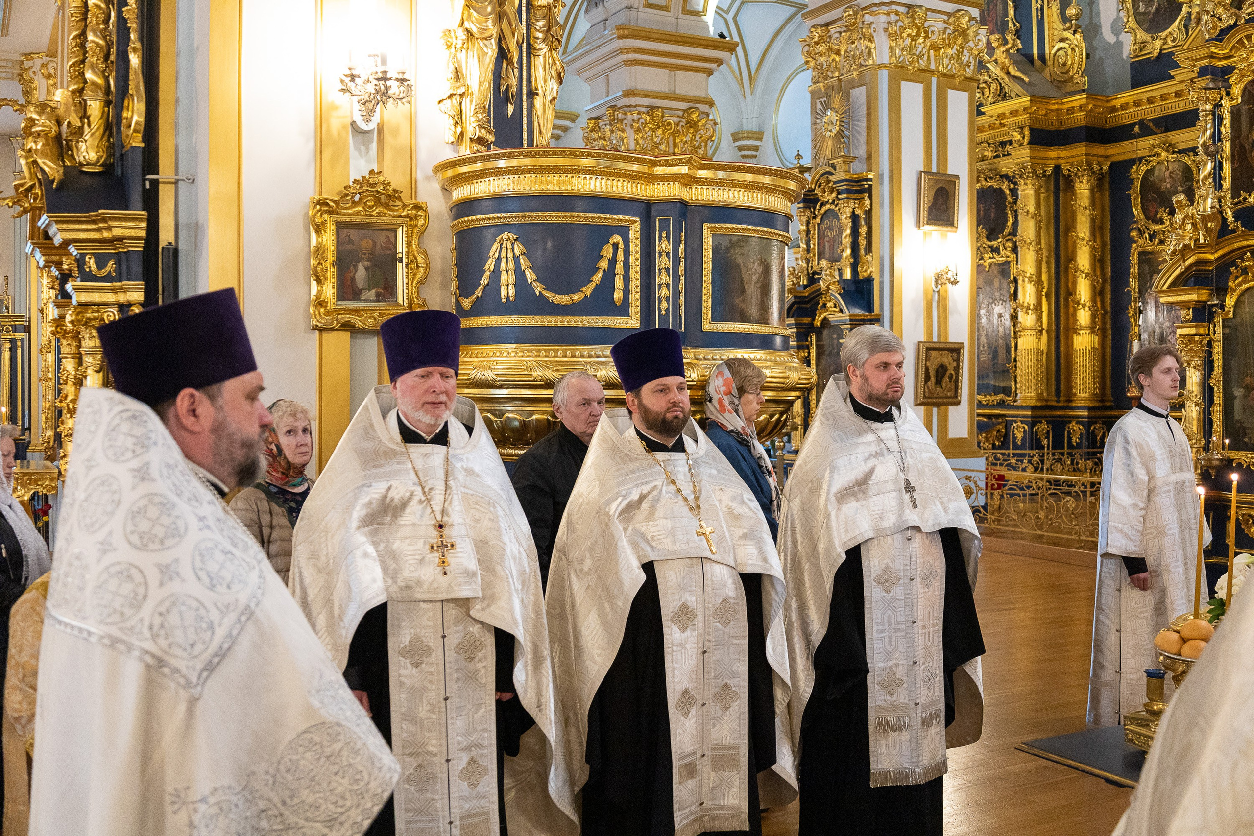 ВСЕНОЩНОЕ БДЕНИЕ В КАНУН ПРАЗДНИКА ВОЗНЕСЕНИЯ ГОСПОДНЯ. НИКОЛО-БОГОЯВЛЕНСКИЙ МОРСКОЙ СОБОР