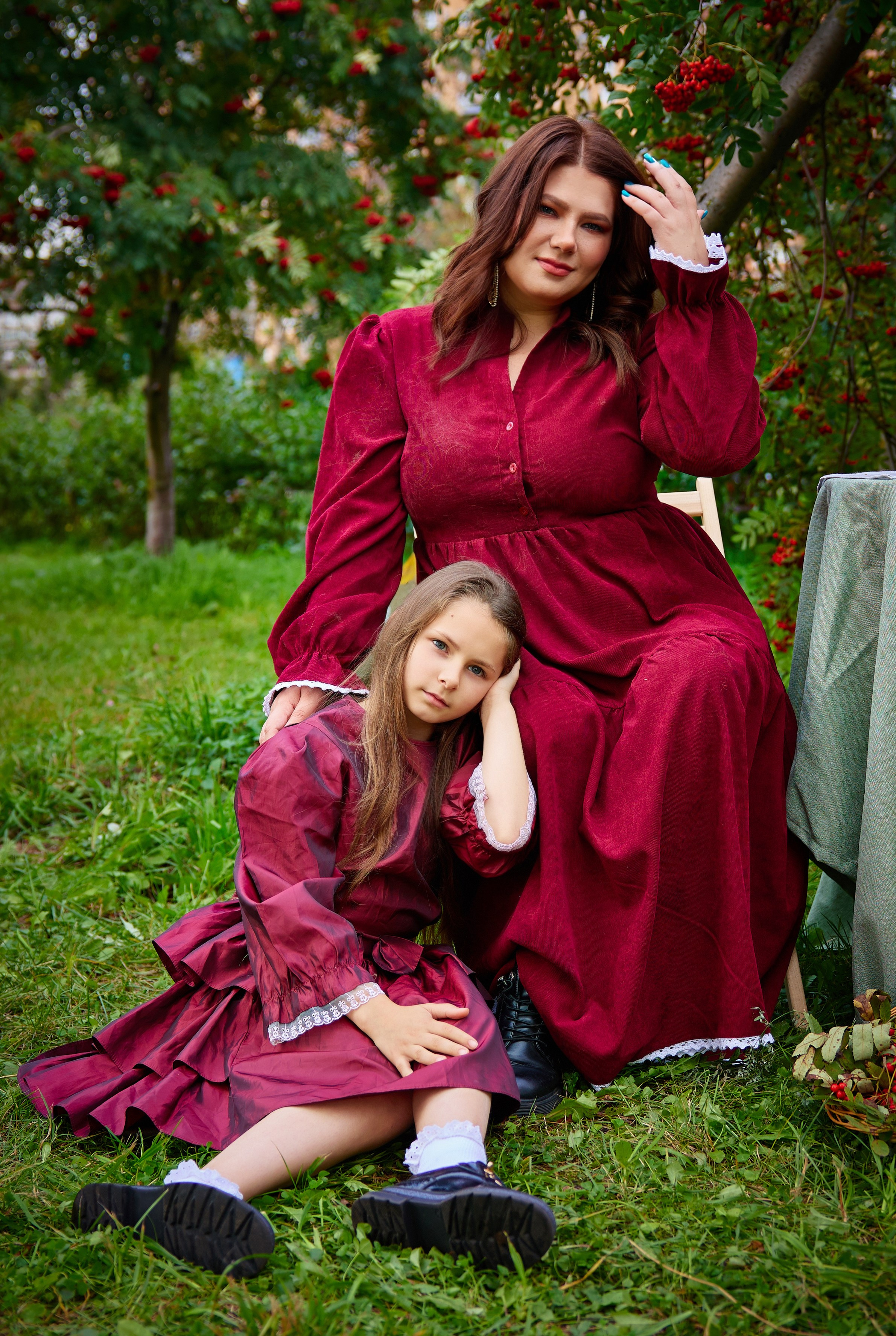 Фотопроект «Рябинка». Ярослава и Маргарита. Фотограф Люся Воробьева