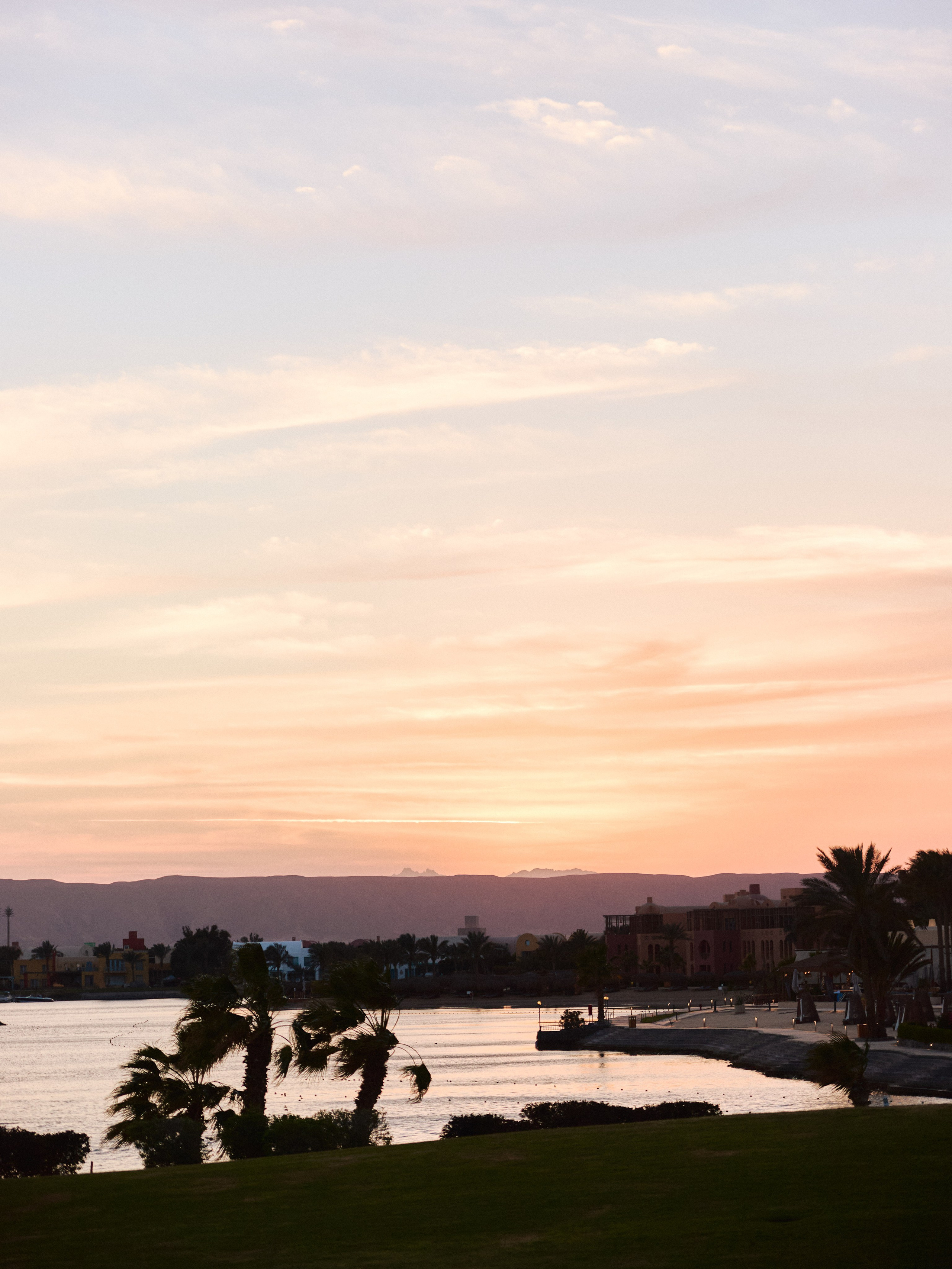 ¼. Jorgis Talè — photographer, kind person, teacher of arts and other mag