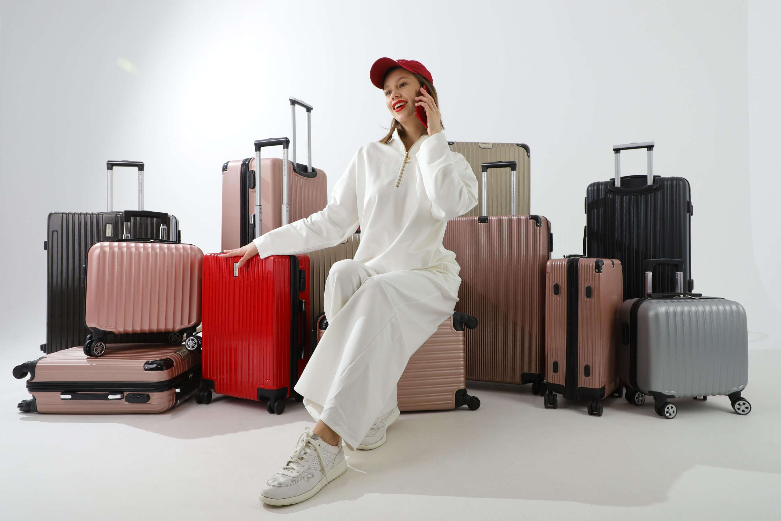 Чемоданы. Анастасия Попова — Fashion photographer