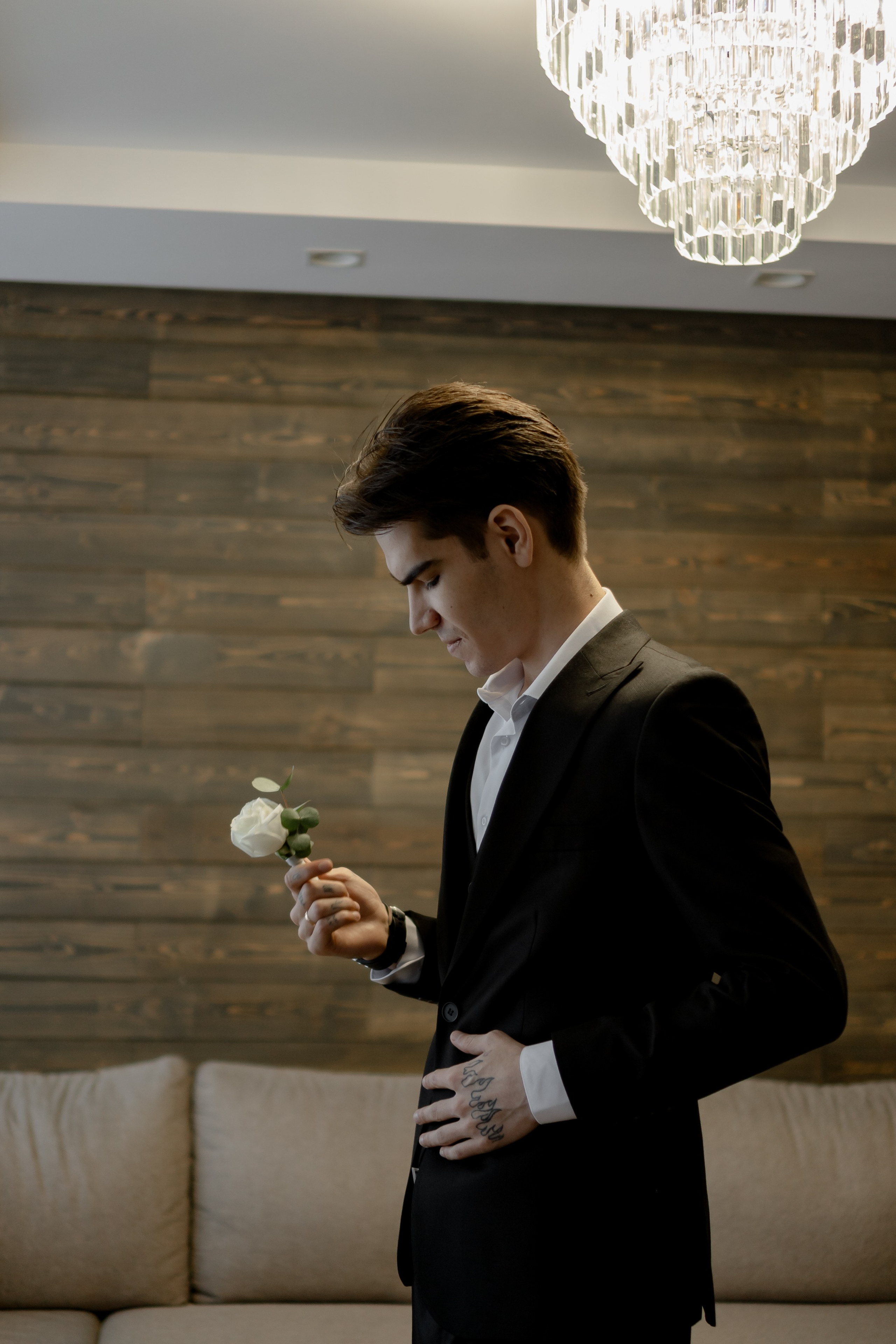 СВАДЕБНАЯ СЬЕМКА СБОРОВ В ОТЕЛЕ И ВЫЕЗД НА ЦЕРЕМОНИЮ (СНЯТО В СИБИРЕ В НИЖНЕВАРТОВСКЕ). Профессиональный фотограф, Санкт-Петербург — Виктория Богомолова