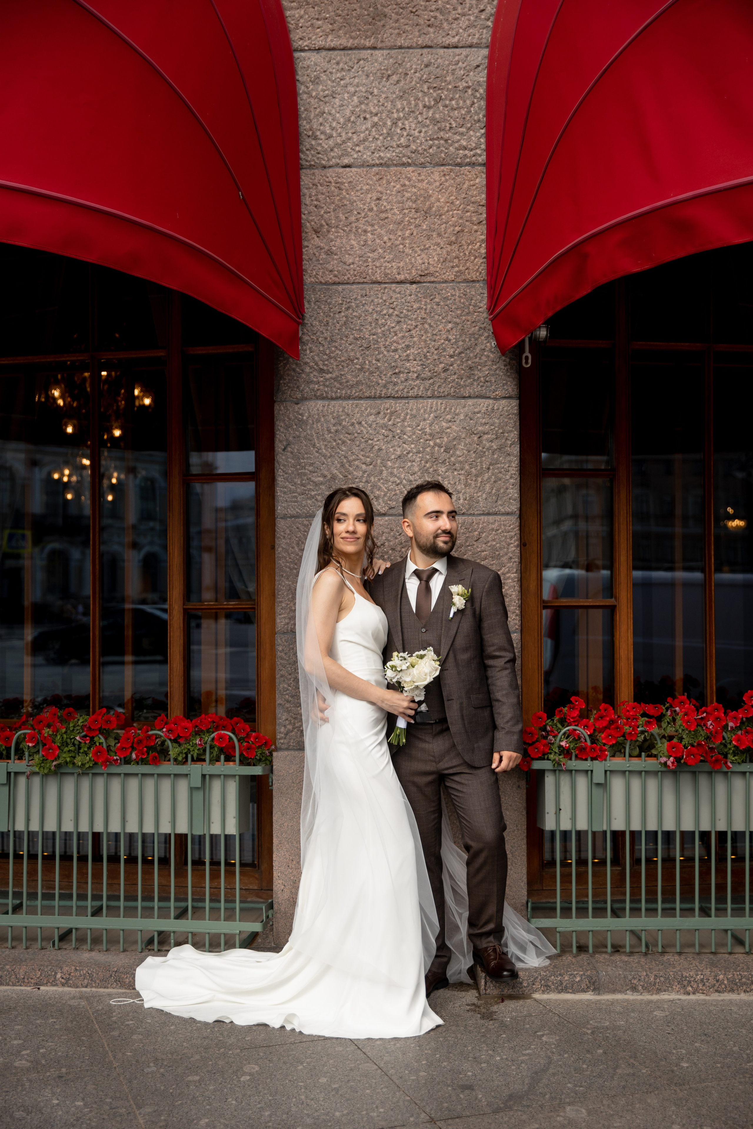 Анна и Александр / Прогулка + ЗАГС. Свадебный и семейный фотограф в Москве Диана Левченко