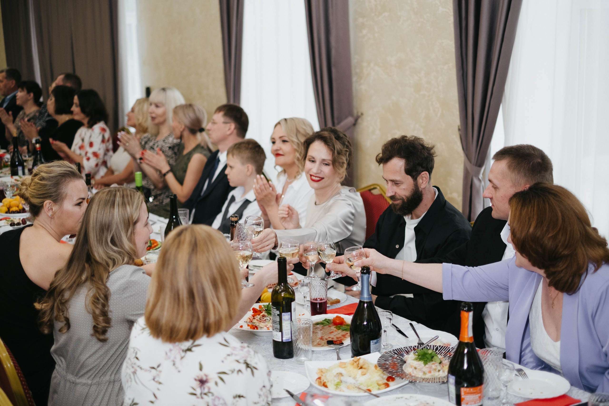 Выпускной 11 класс школы № 30. Свадебный и репортажной фотограф Денис Ожигин в Краснодаре и Краснодарском крае