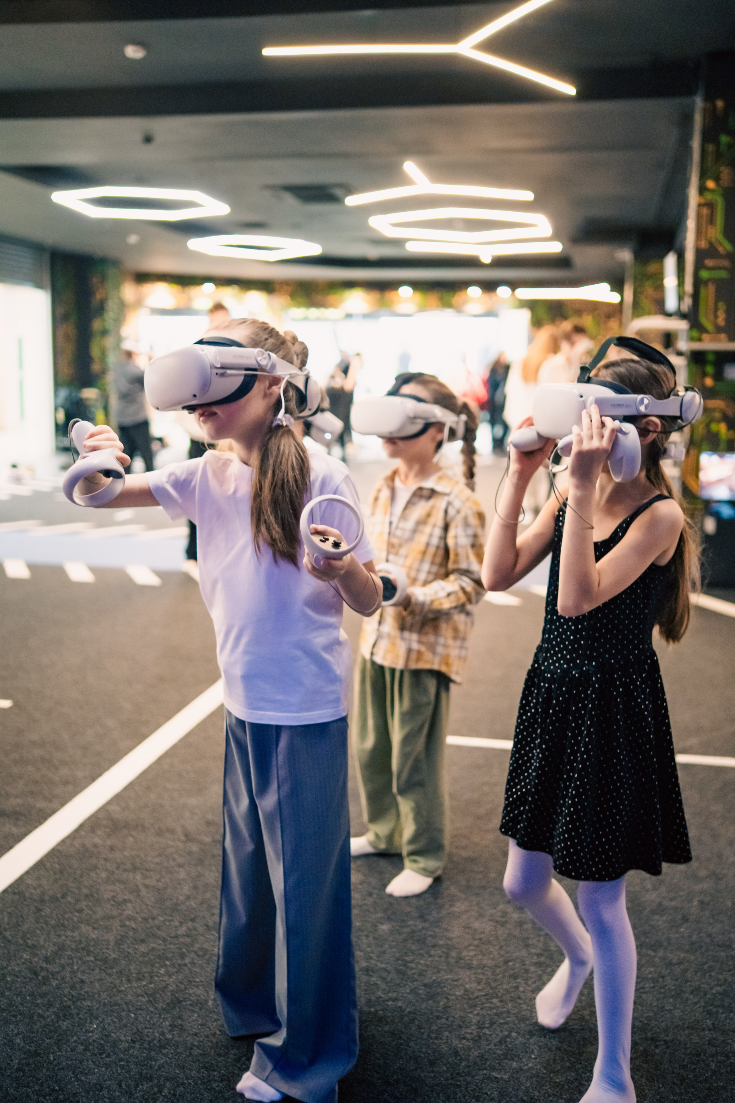 VR April-May. Felixtones