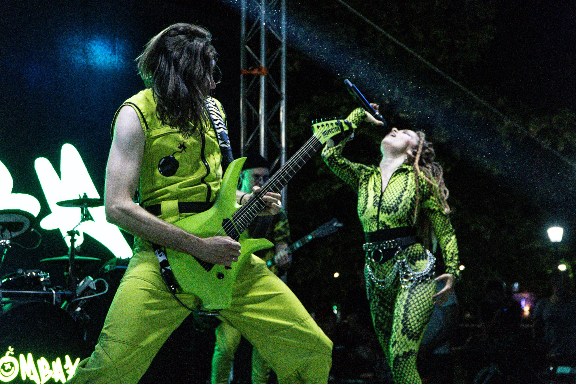 Концерт группы Бомбей. Репортажный, промышленный и маркетплейс-фотограф Дмитрий Чернат