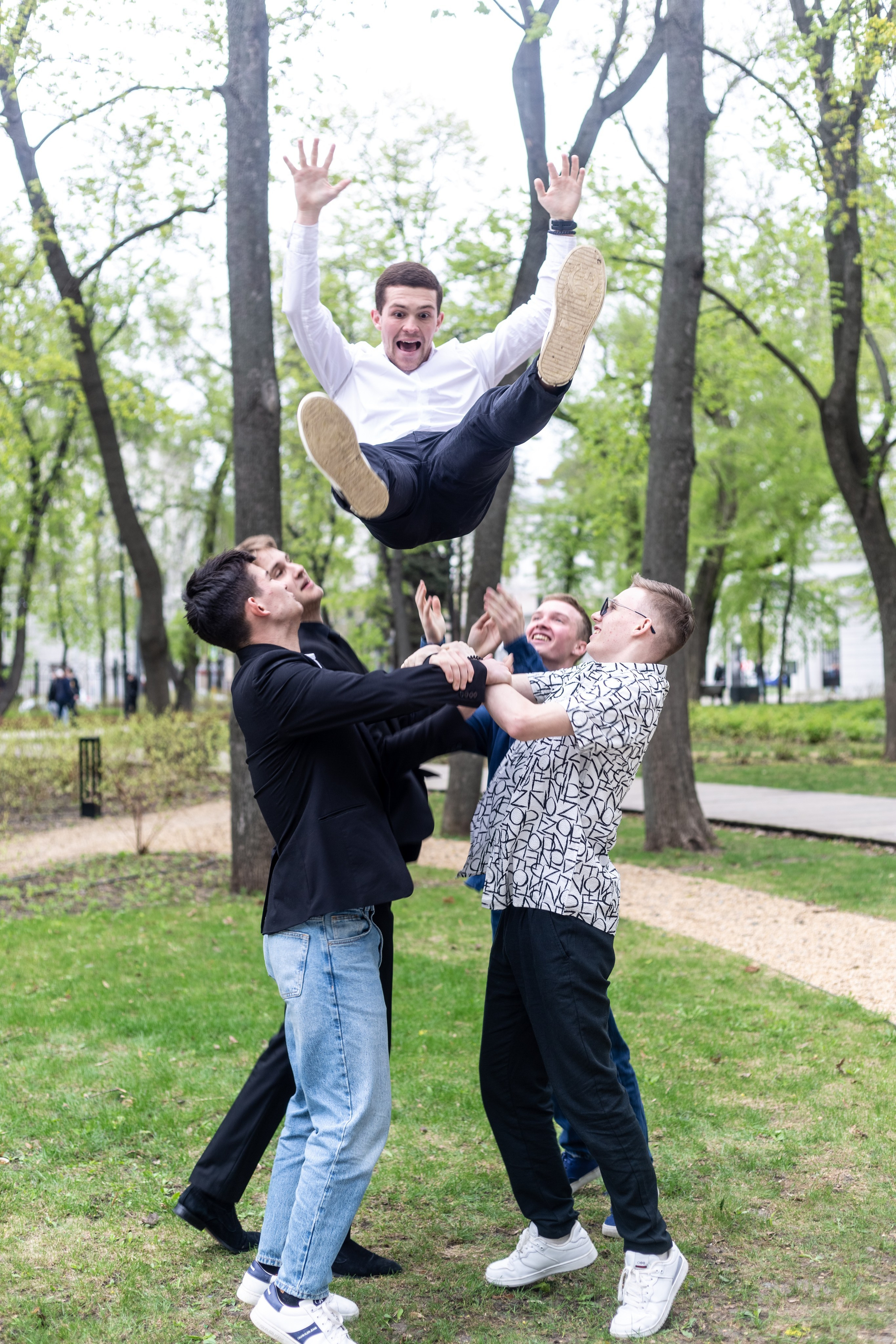 Прогулка. Выпускные альбомы Воронеж " СОКОЛ фото»