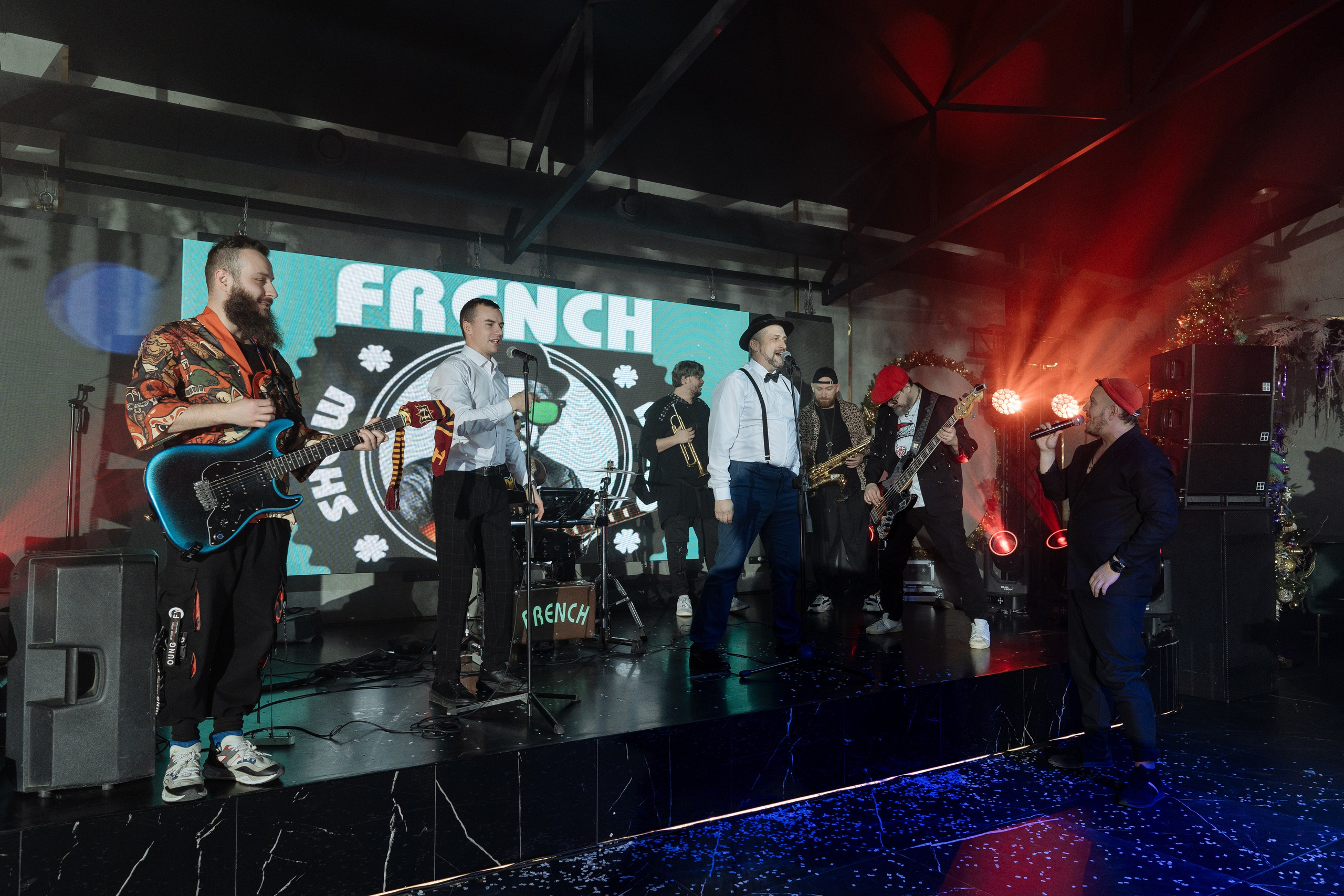 Альбион Тур