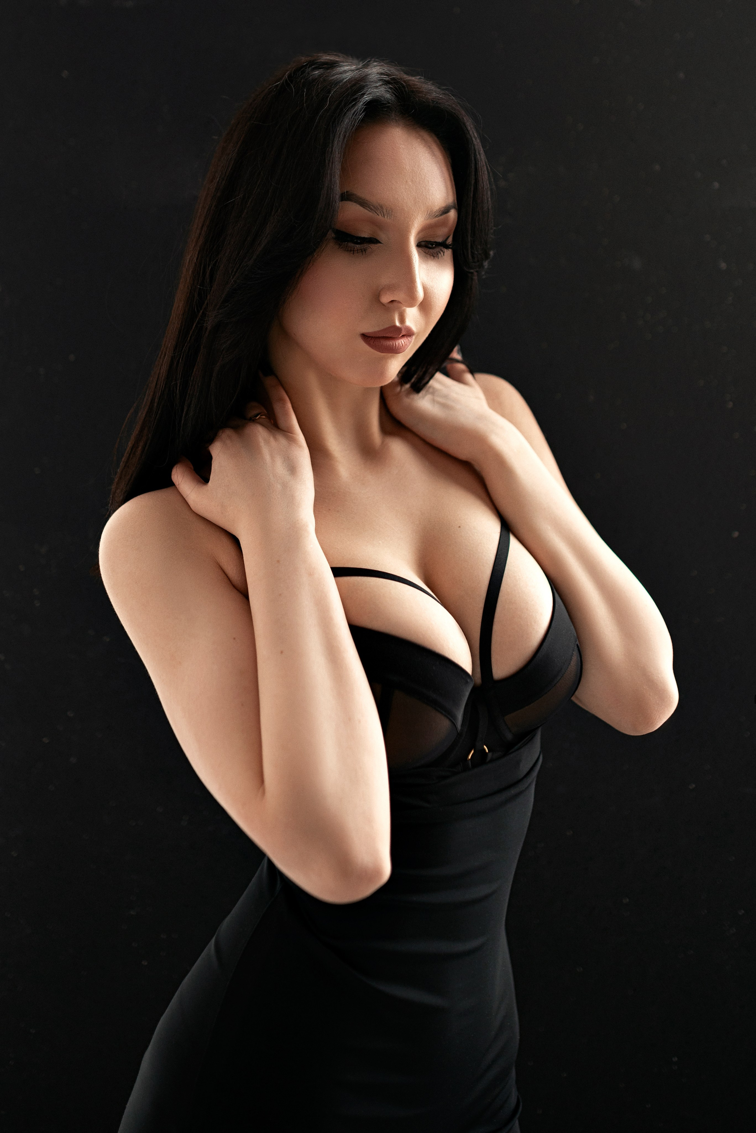 Фотосессия в черном коротком платье. Фотограф в Витебске Сергей Томашев