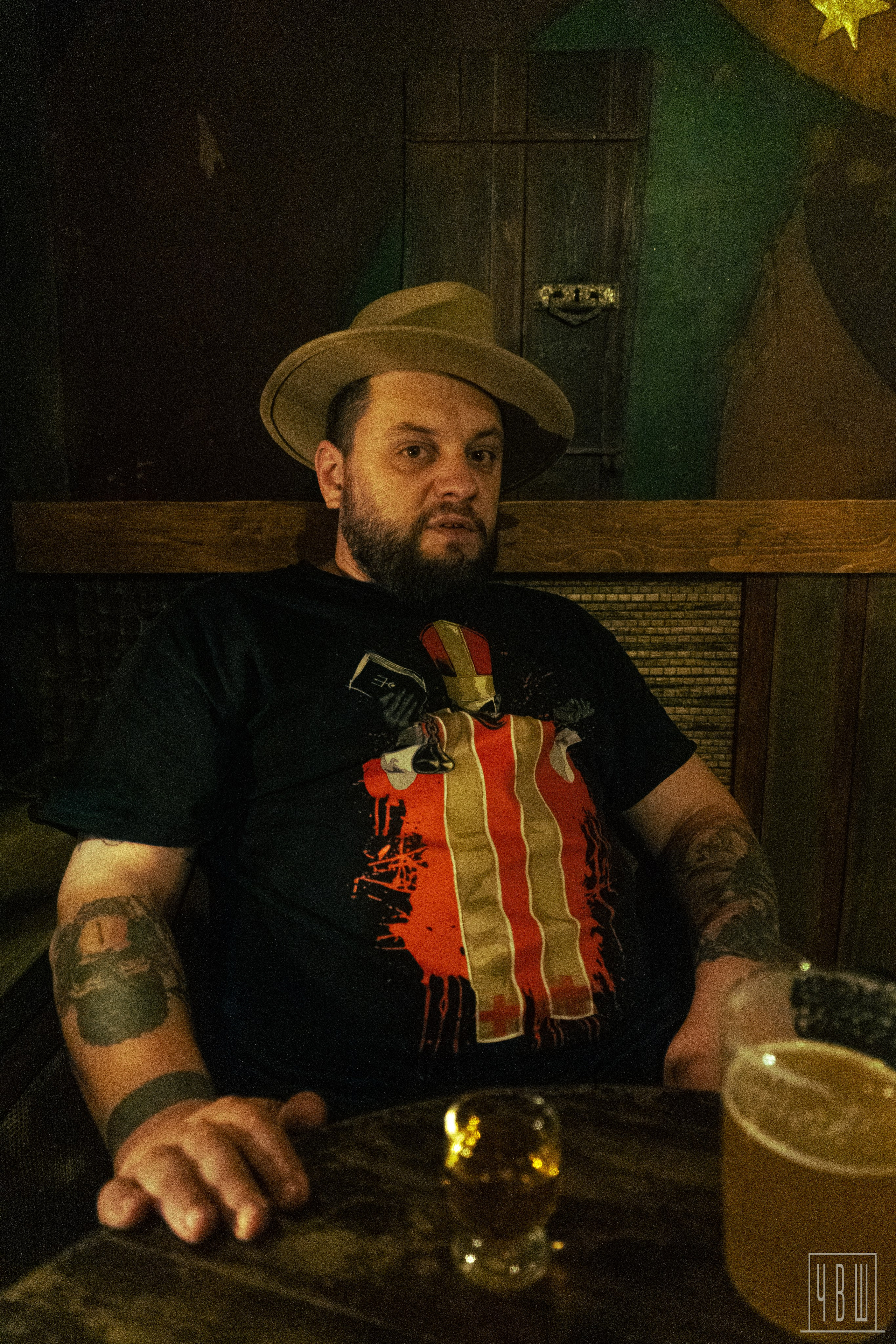 Полуслучайно. Человек в Шляпе