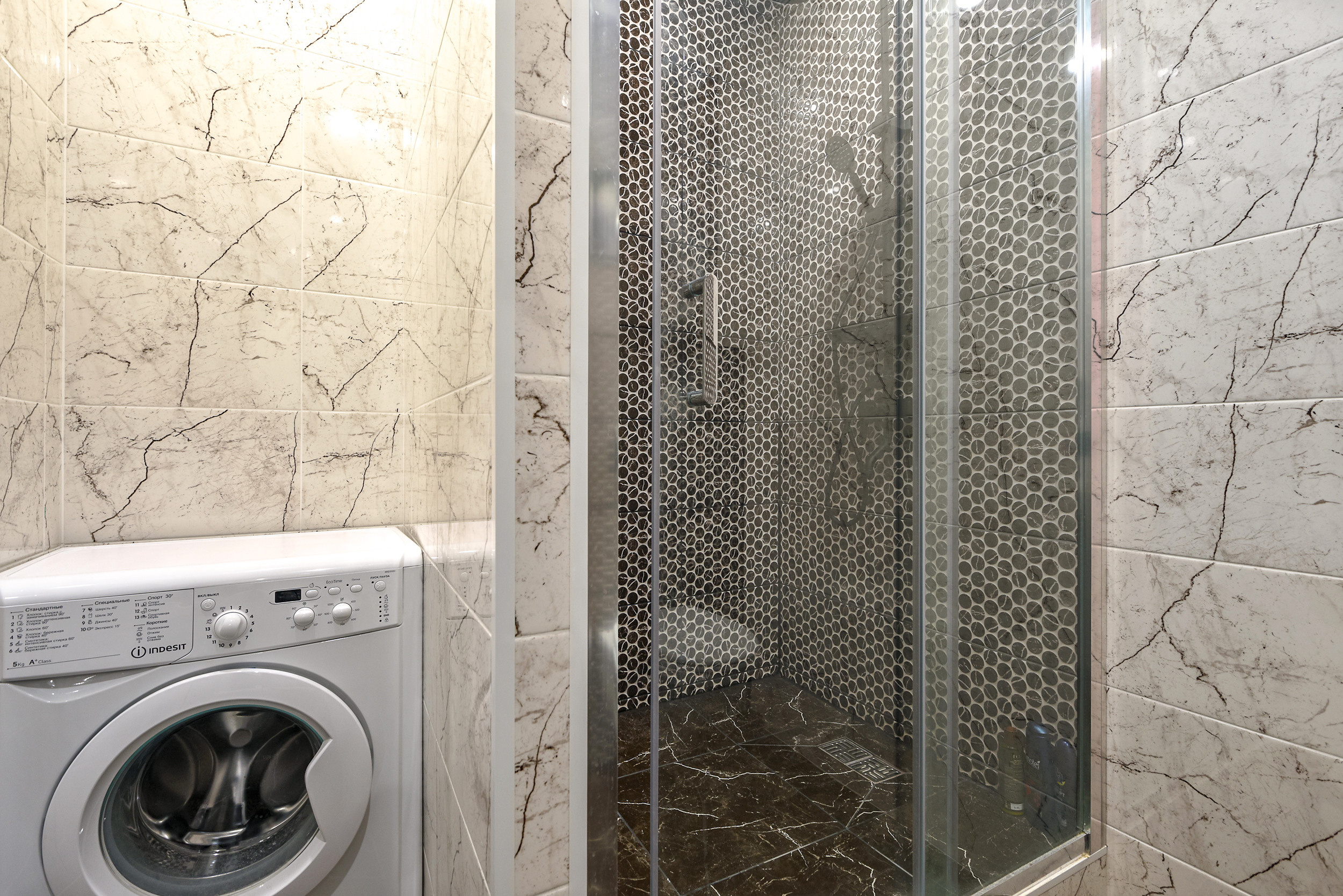 Квартира для суточной аренды. Интерьерный фотограф. Фото- видеосъемка недвижимости Санкт-Петербург