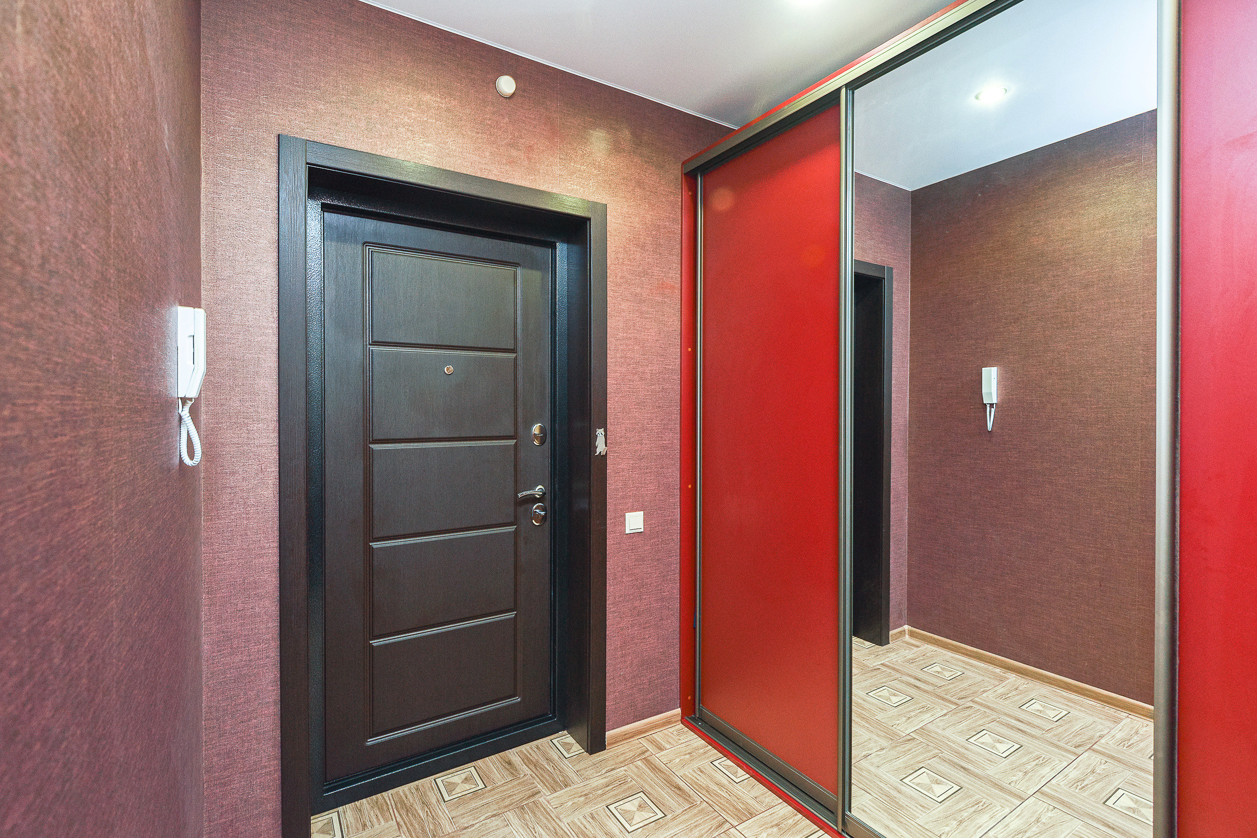 Типовая агентская съемка квартиры на продажу с фото прилегающей территории. Интерьерный фотограф. Фото- видеосъемка недвижимости Санкт-Петербург