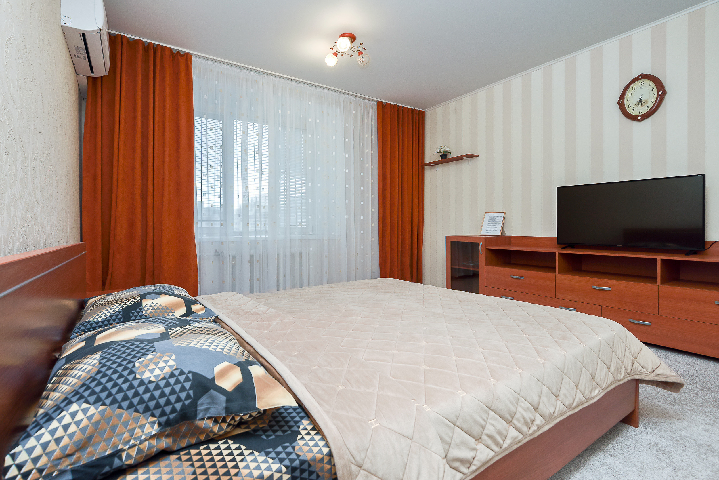 Квартира для суточной аренды. Интерьерный фотограф. Фото- видеосъемка недвижимости Санкт-Петербург