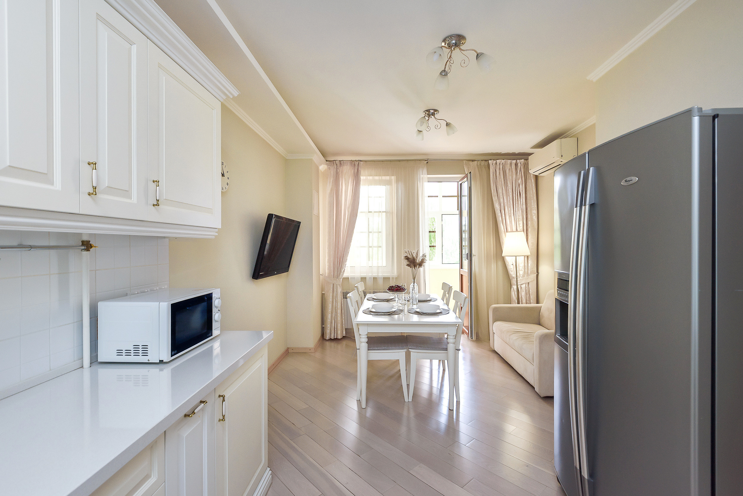 Дом на Булаке. Интерьерный фотограф. Фото- видеосъемка недвижимости Санкт-Петербург