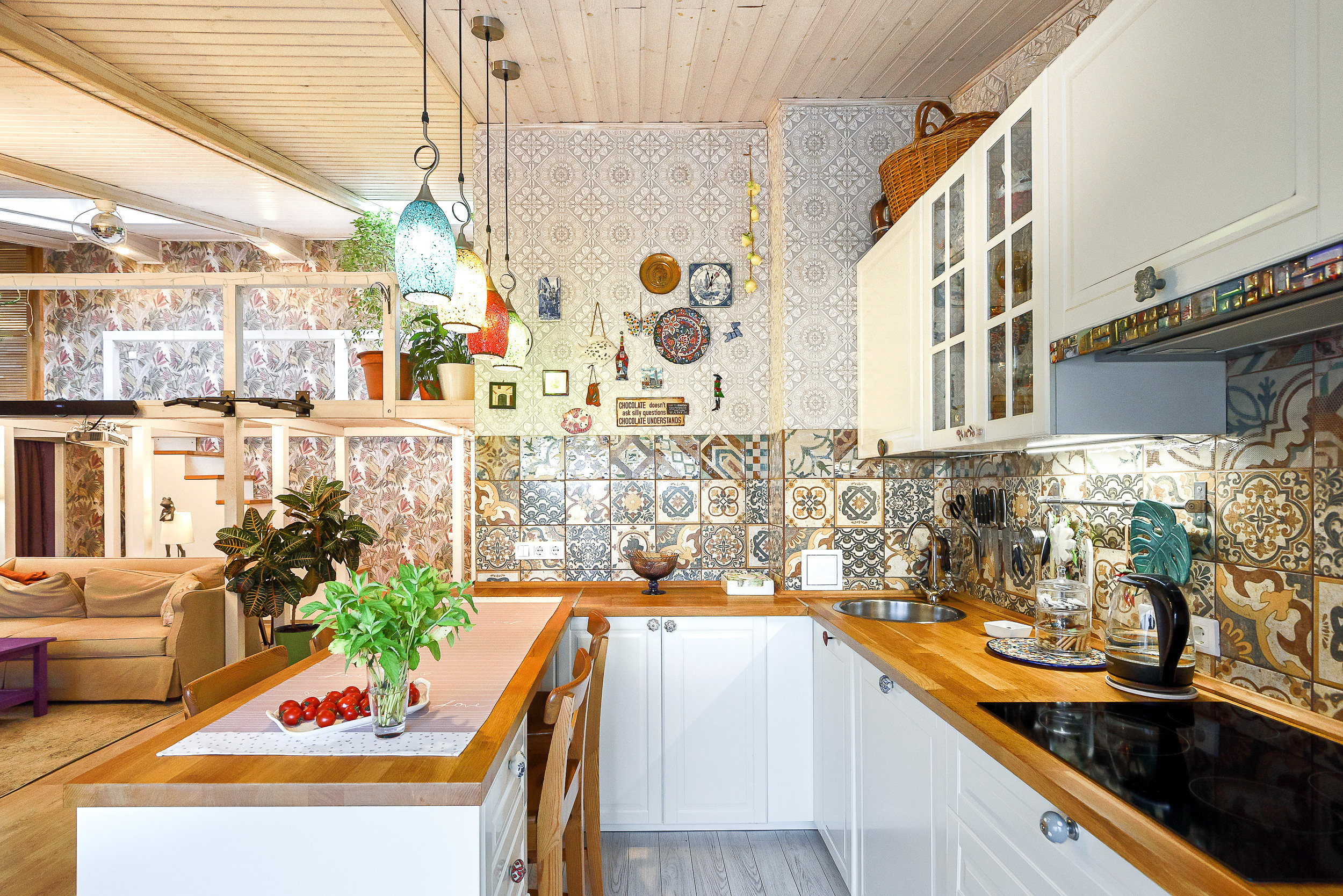 Дизайнерская квартира в Стрельне. Интерьерный фотограф. Фото- видеосъемка недвижимости Санкт-Петербург