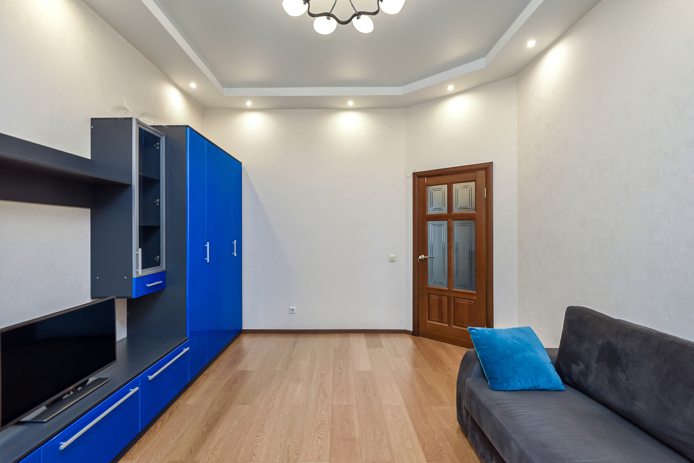 Уютная квартира на продажу в Северной столице. Интерьерный фотограф. Фото- видеосъемка недвижимости Санкт-Петербург