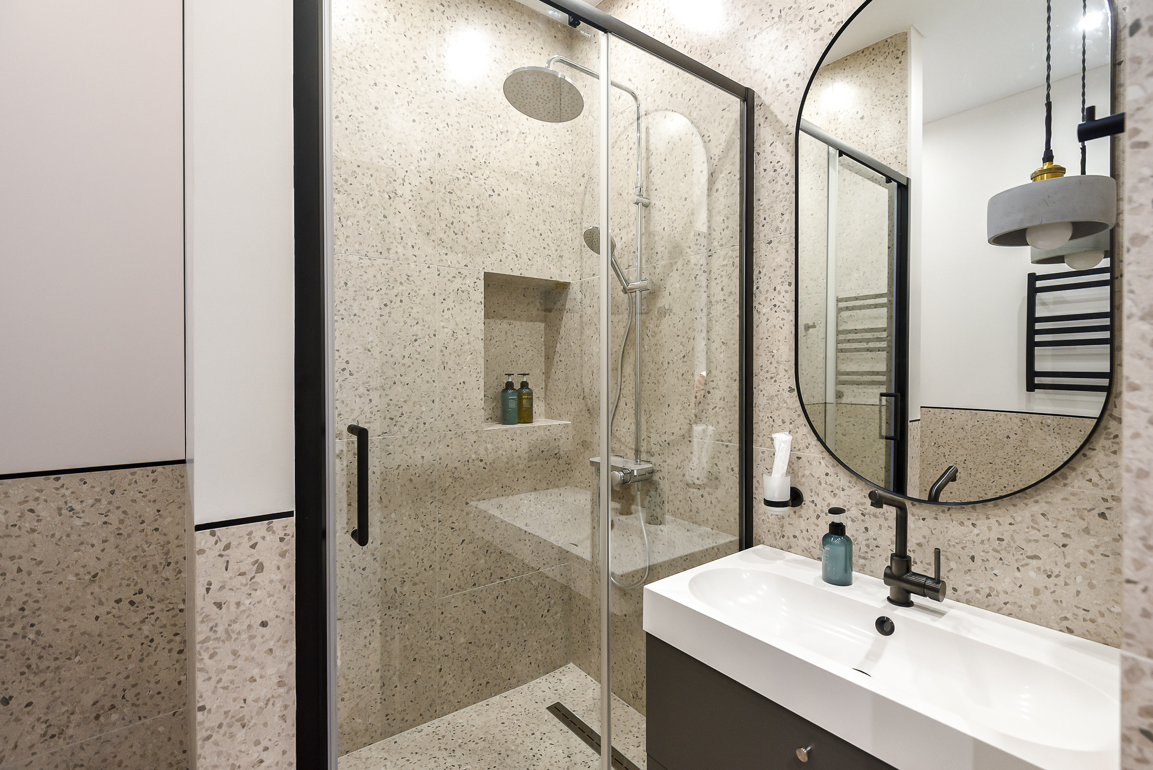 Квартира для суточной аренды. Интерьерный фотограф. Фото- видеосъемка недвижимости Санкт-Петербург