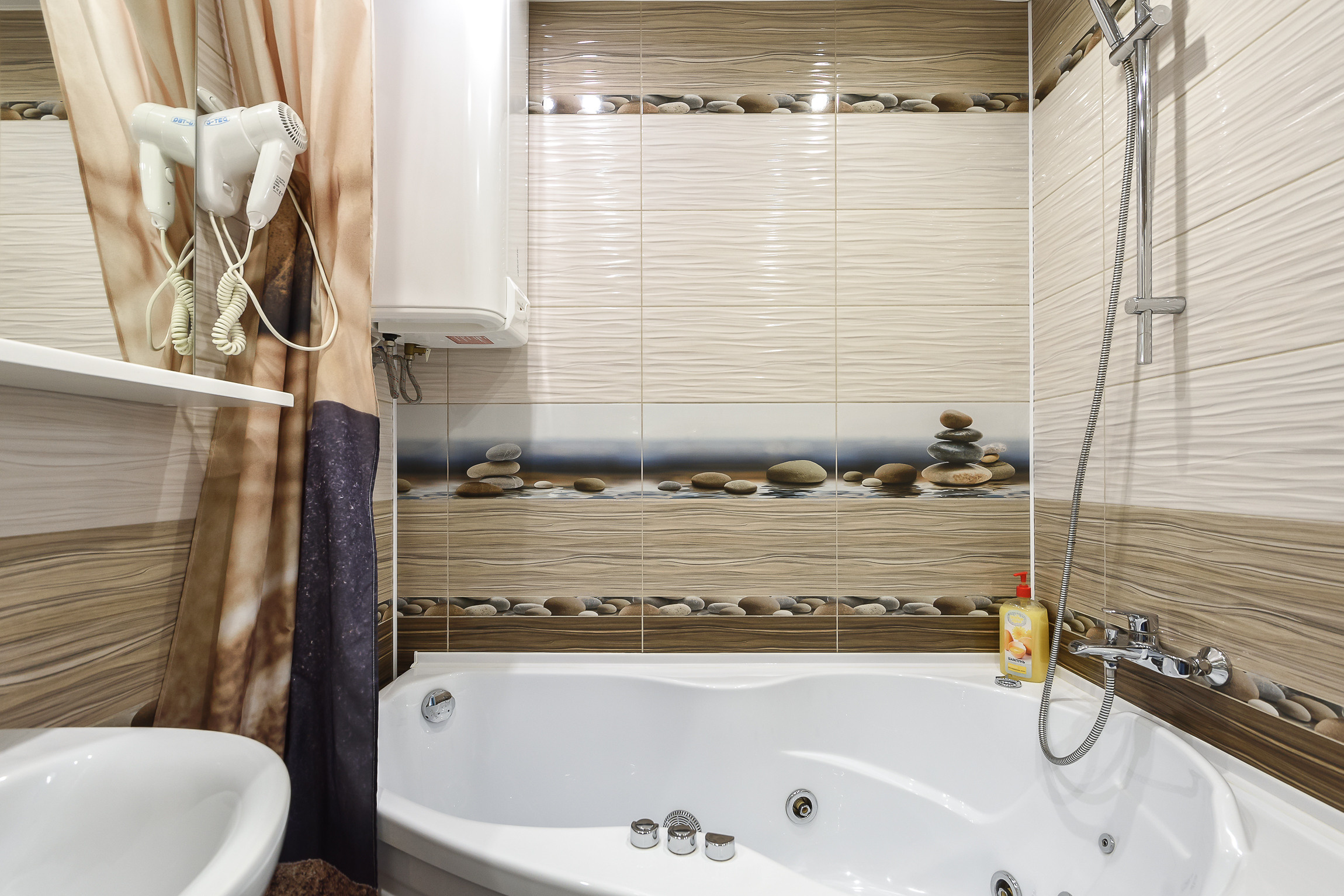 Типовая художественная съемка интерьера квартиры для суточной аренды. Интерьерный фотограф. Фото- видеосъемка недвижимости Санкт-Петербург