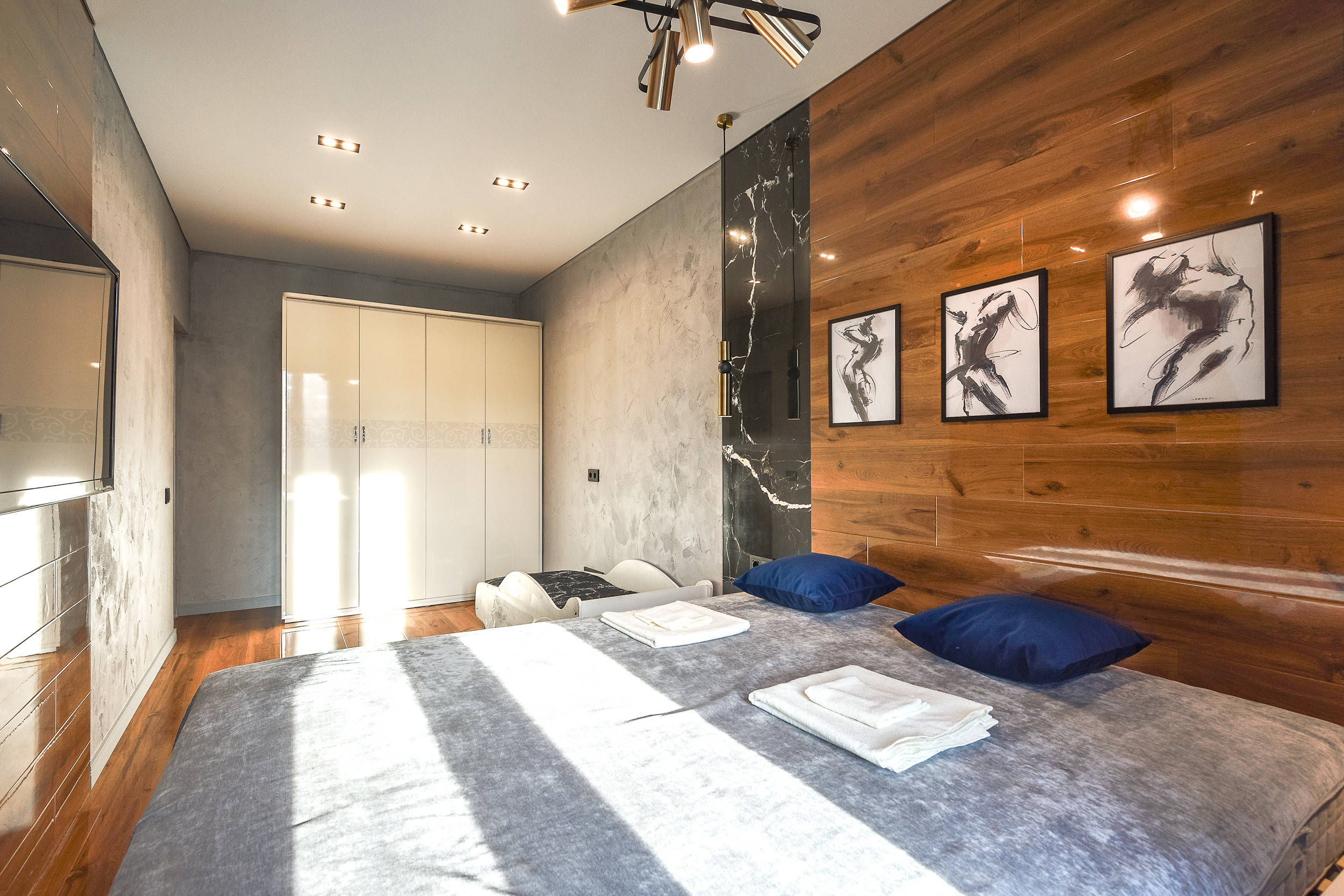 Квартира для суточной аренды. Интерьерный фотограф. Фото- видеосъемка недвижимости Санкт-Петербург