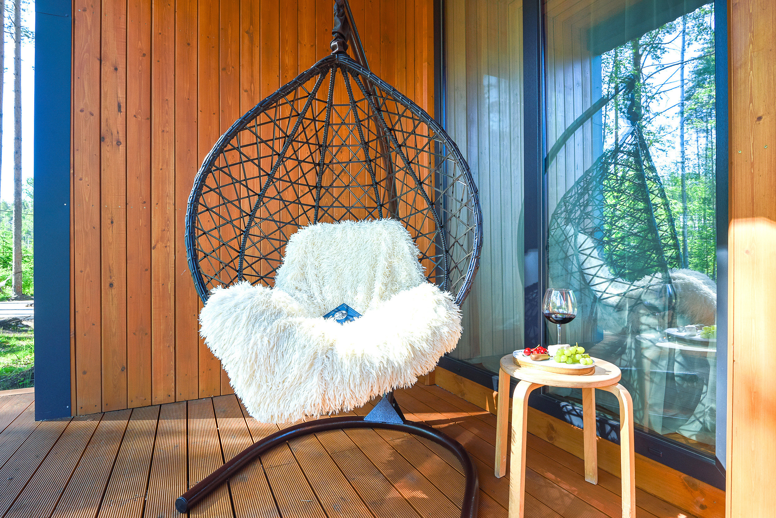 Дом на продажу в элитном поселке в Ленинградской области. Интерьерный фотограф. Фото- видеосъемка недвижимости Санкт-Петербург