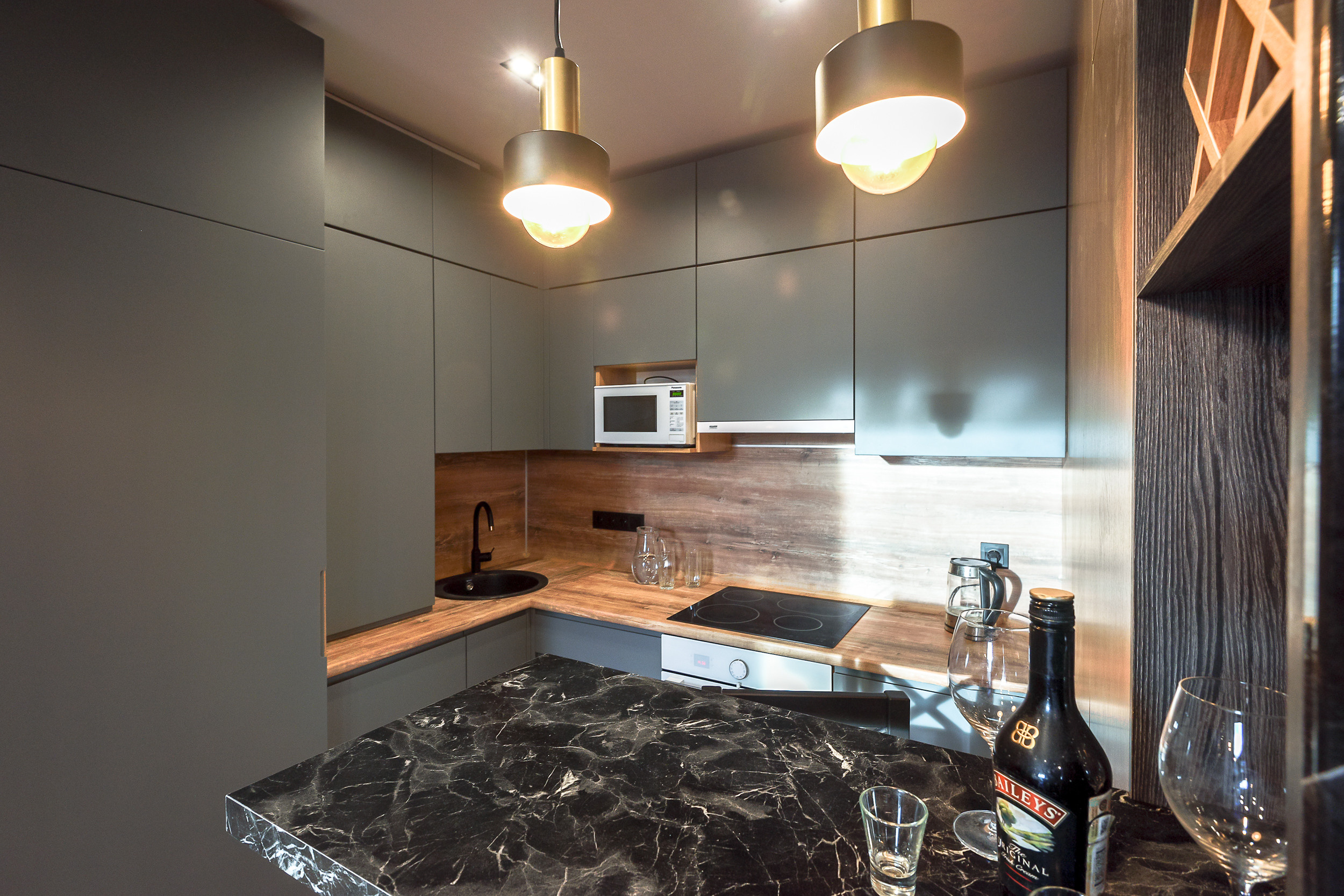 Квартира для суточной аренды. Интерьерный фотограф. Фото- видеосъемка недвижимости Санкт-Петербург