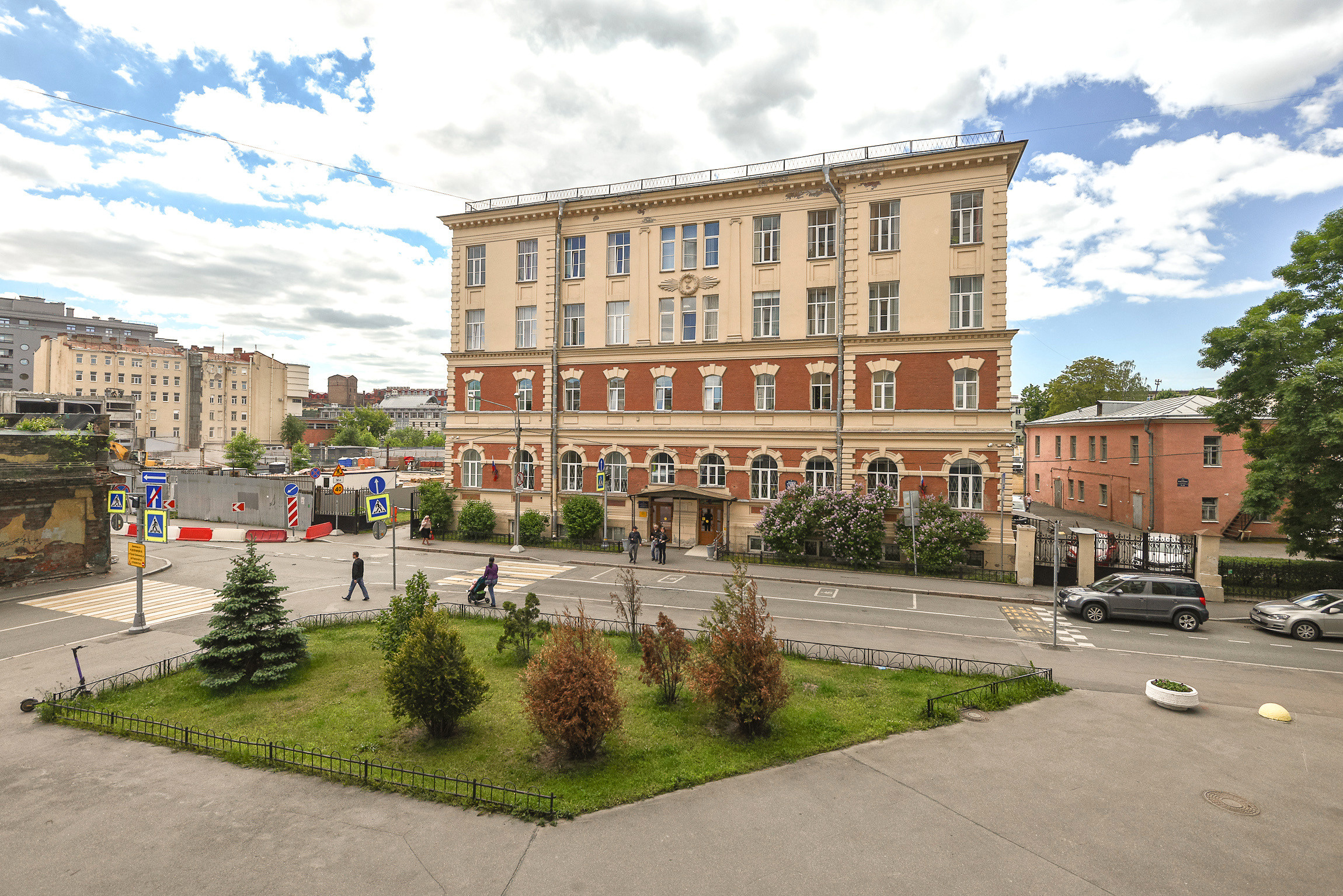 Уютная квартира на продажу в Северной столице. Интерьерный фотограф. Фото- видеосъемка недвижимости Санкт-Петербург